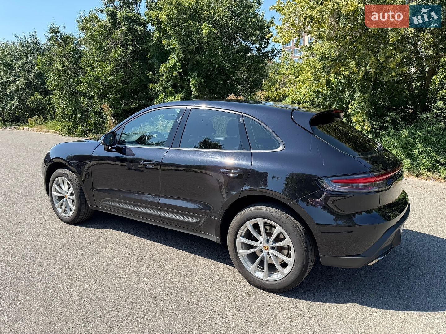 Porsche Macan 2021 VIN WP1ZZZ95ZNLB03176 фото оголошення 3 з 12