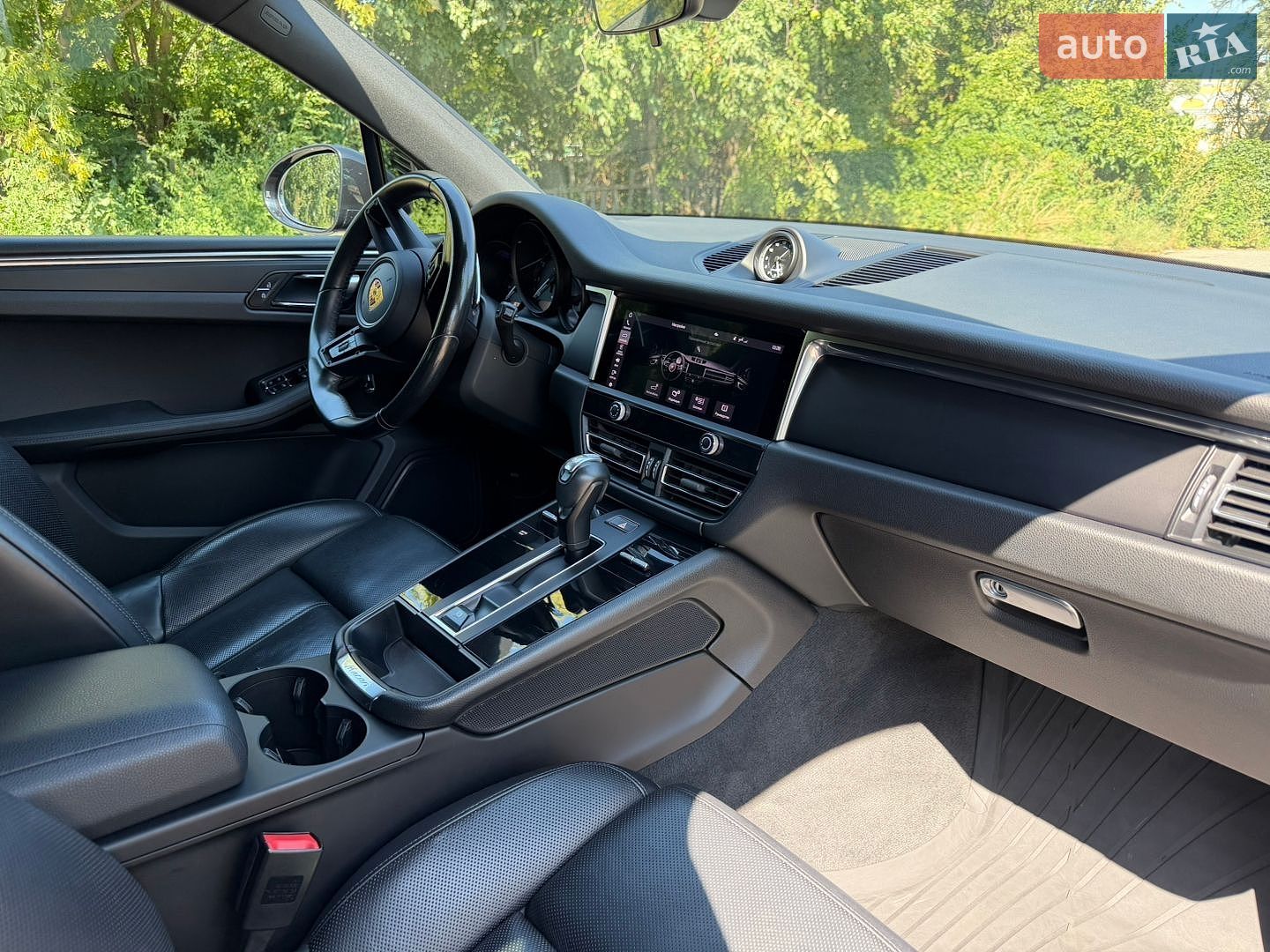 Porsche Macan 2021 VIN WP1ZZZ95ZNLB03176 фото оголошення 7 з 12