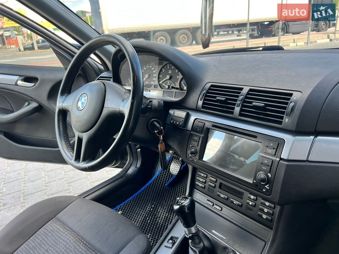 BMW 3 Series 2004 VIN WBAEY31000KS47728 фото оголошення 19 з 21