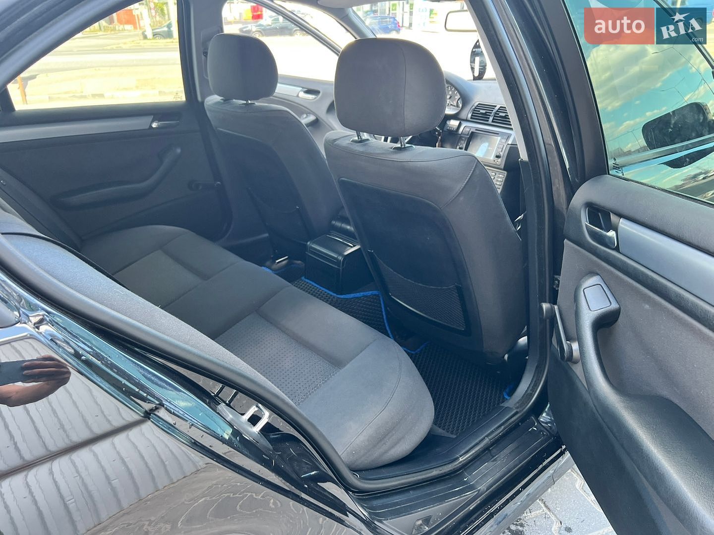 BMW 3 Series 2004 VIN WBAEY31000KS47728 фото оголошення 17 з 21