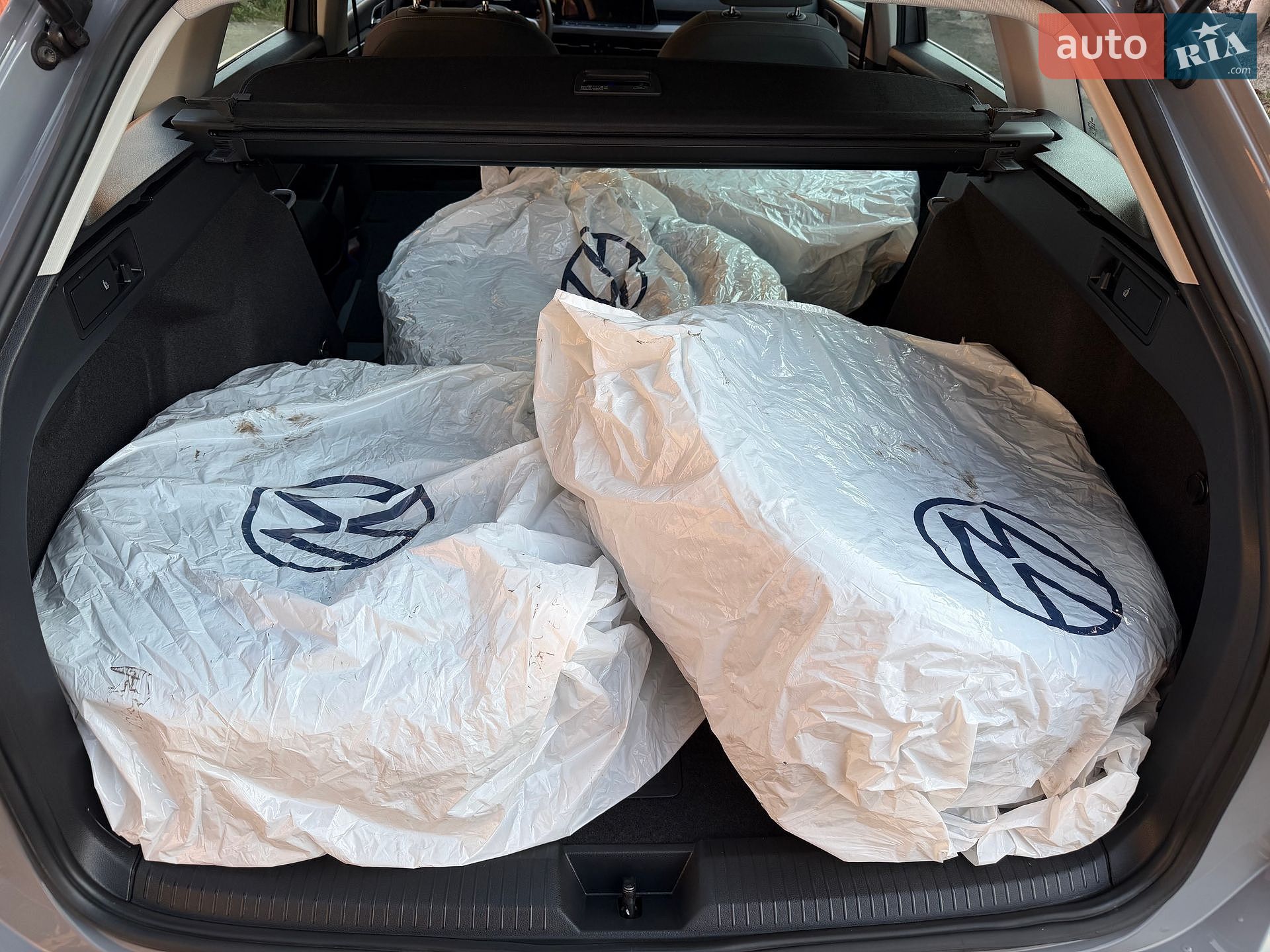 Volkswagen Golf 2021 VIN WVWZZZCDZNW500827 фото оголошення 28 з 110