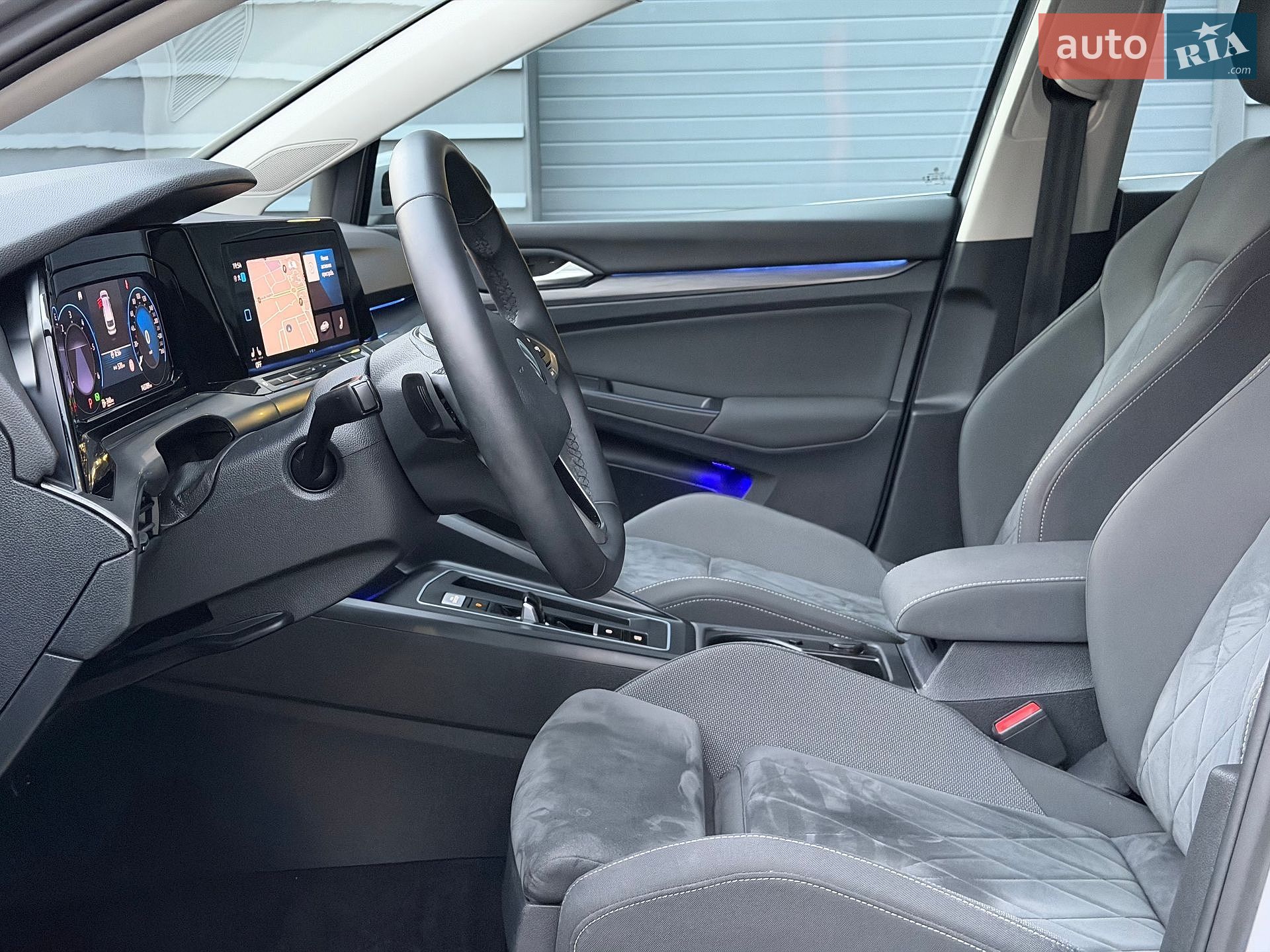 Volkswagen Golf 2021 VIN WVWZZZCDZNW500827 фото оголошення 33 з 110