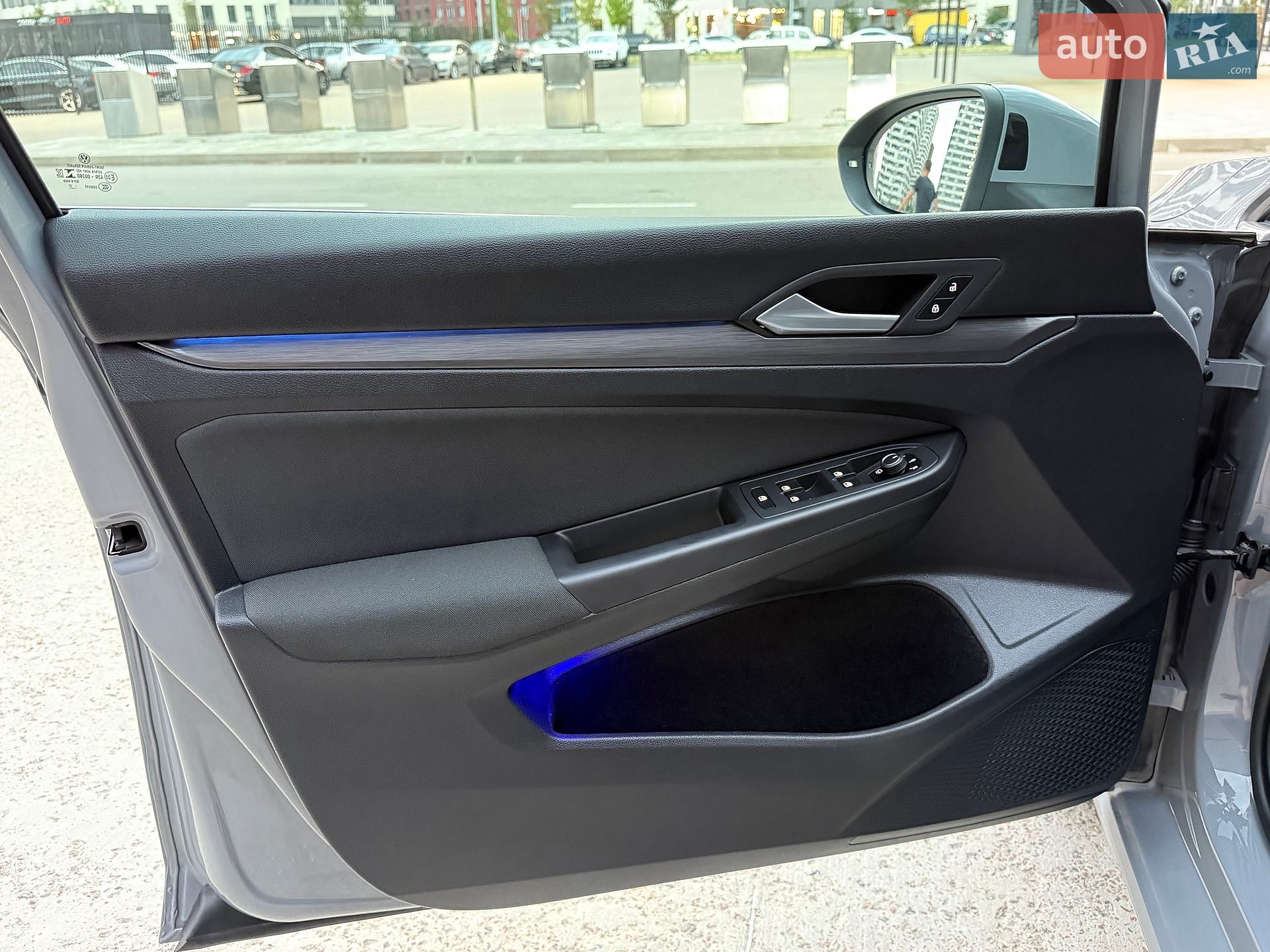 Volkswagen Golf 2021 VIN WVWZZZCDZNW500827 фото оголошення 32 з 110