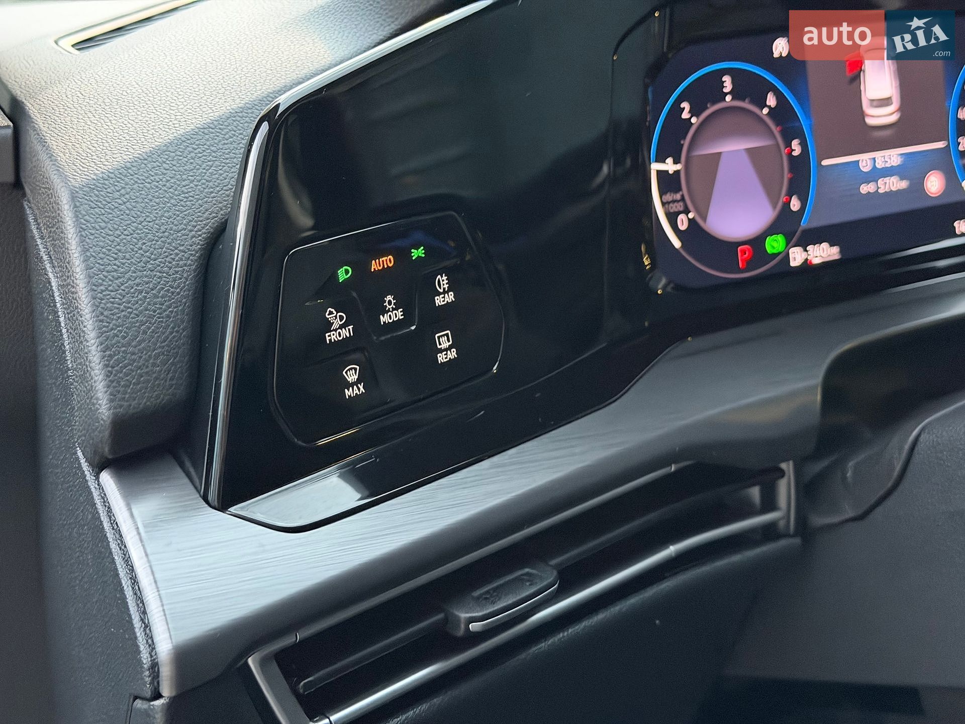 Volkswagen Golf 2021 VIN WVWZZZCDZNW500827 фото оголошення 37 з 110