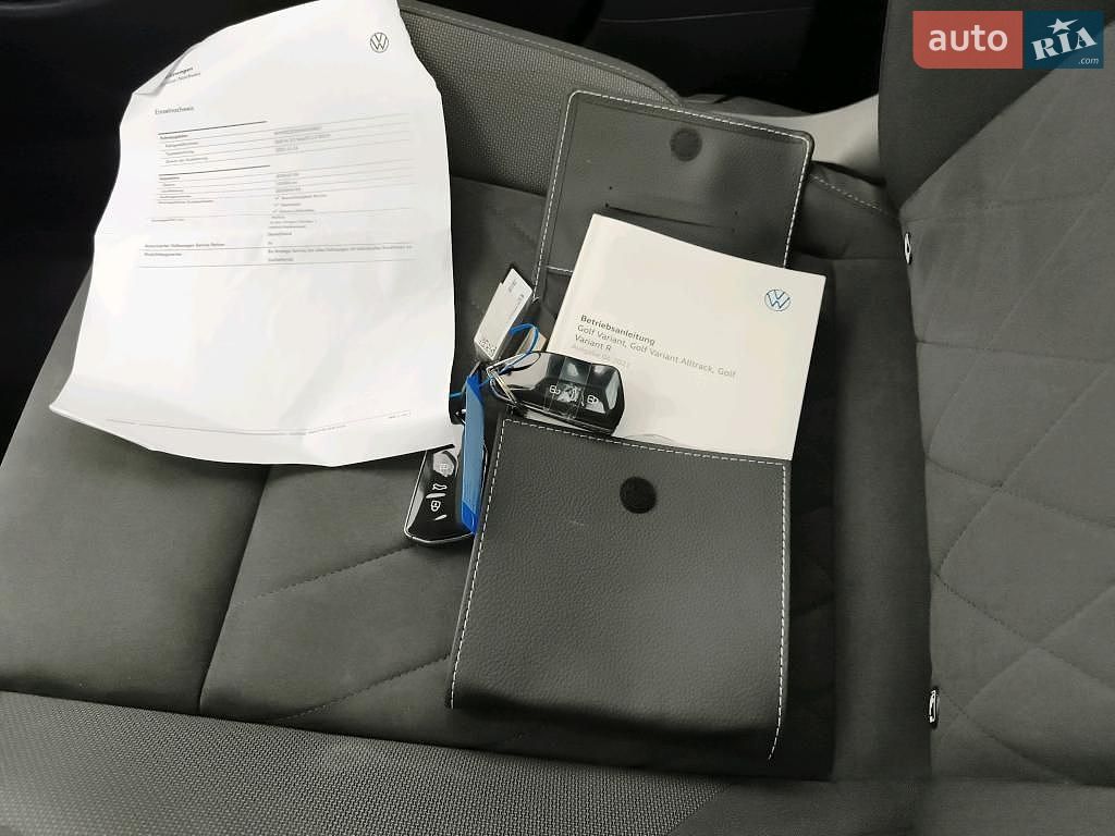 Volkswagen Golf 2021 VIN WVWZZZCDZNW500827 фото оголошення 95 з 110