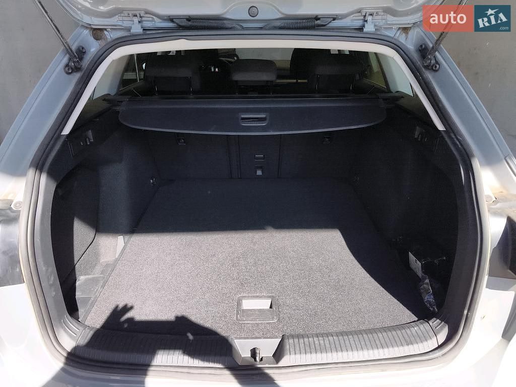 Volkswagen Golf 2021 VIN WVWZZZCDZNW500827 фото оголошення 98 з 110