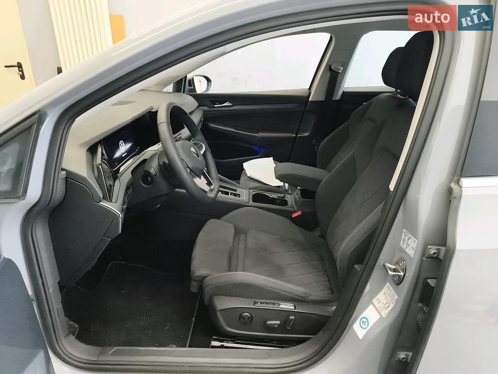 Volkswagen Golf 2021 VIN WVWZZZCDZNW500827 фото оголошення 92 з 110