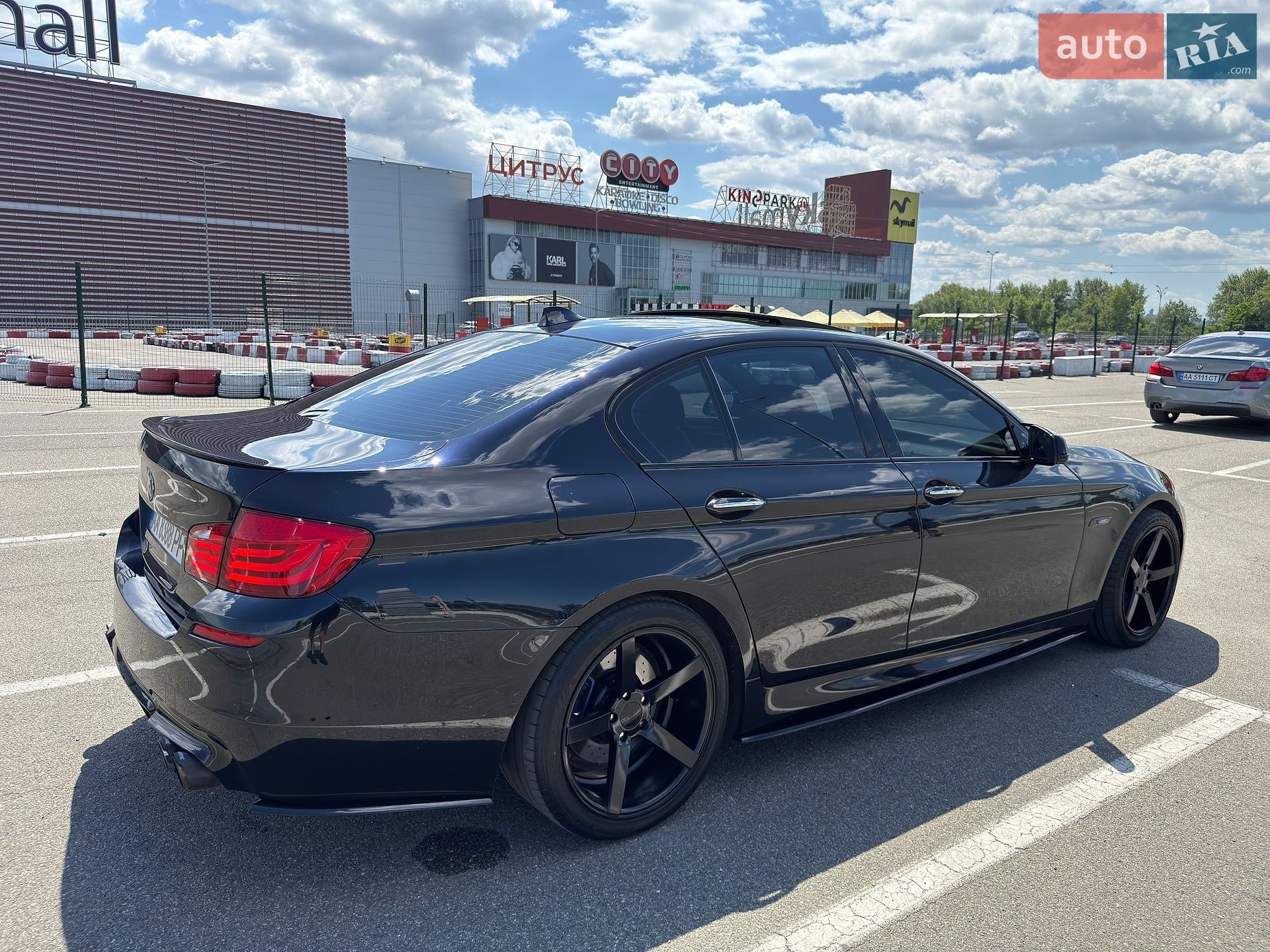 BMW 5 Series 2013 VIN WBAFU7C58DDU71811 фото оголошення 8 з 21