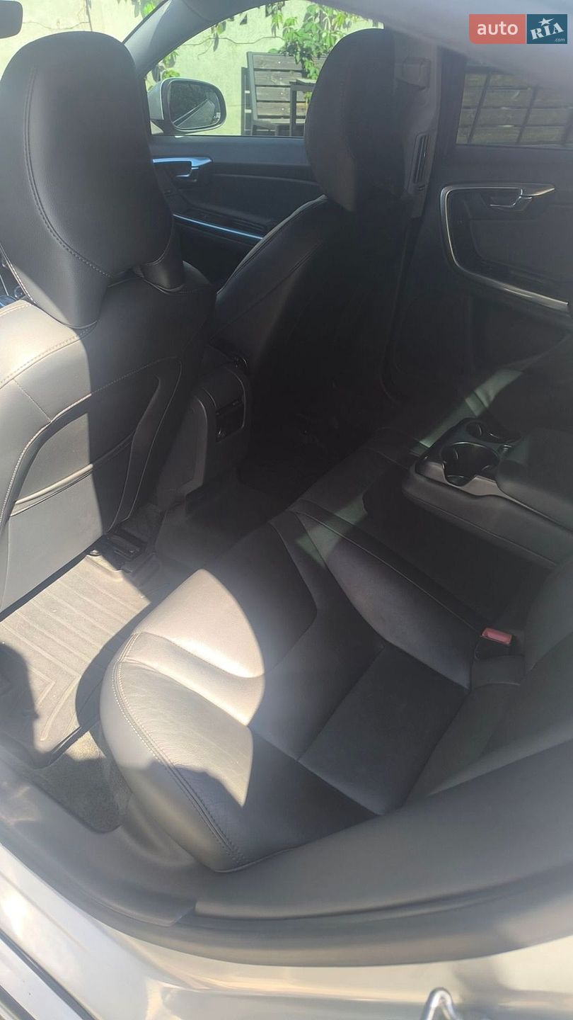 Volvo S60 2014 VIN YV1612TK3F2334837 фото оголошення 21 з 24