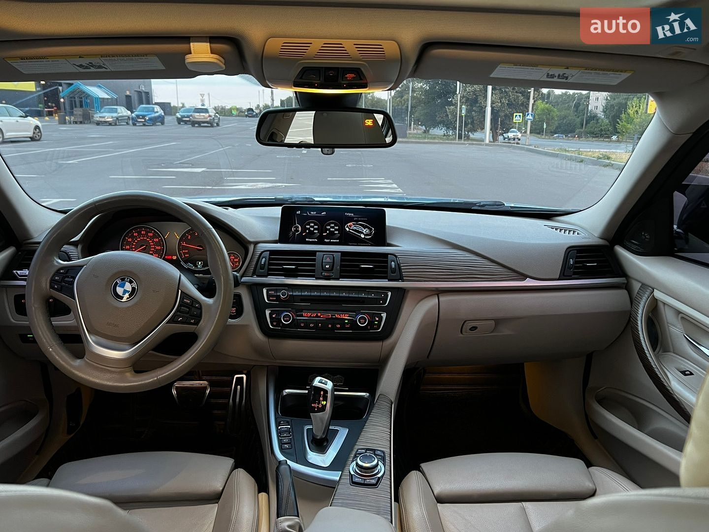 BMW 3 Series 2012 VIN WBA3F9C56DF145051 фото оголошення 11 з 27