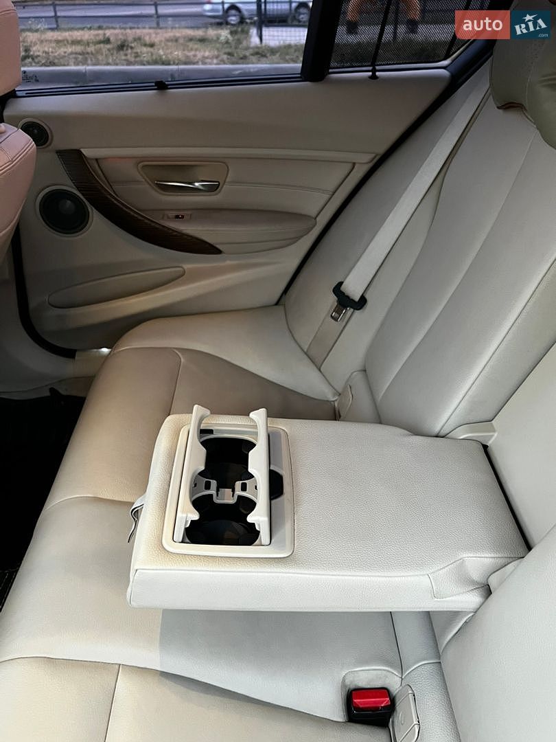 BMW 3 Series 2012 VIN WBA3F9C56DF145051 фото оголошення 20 з 27
