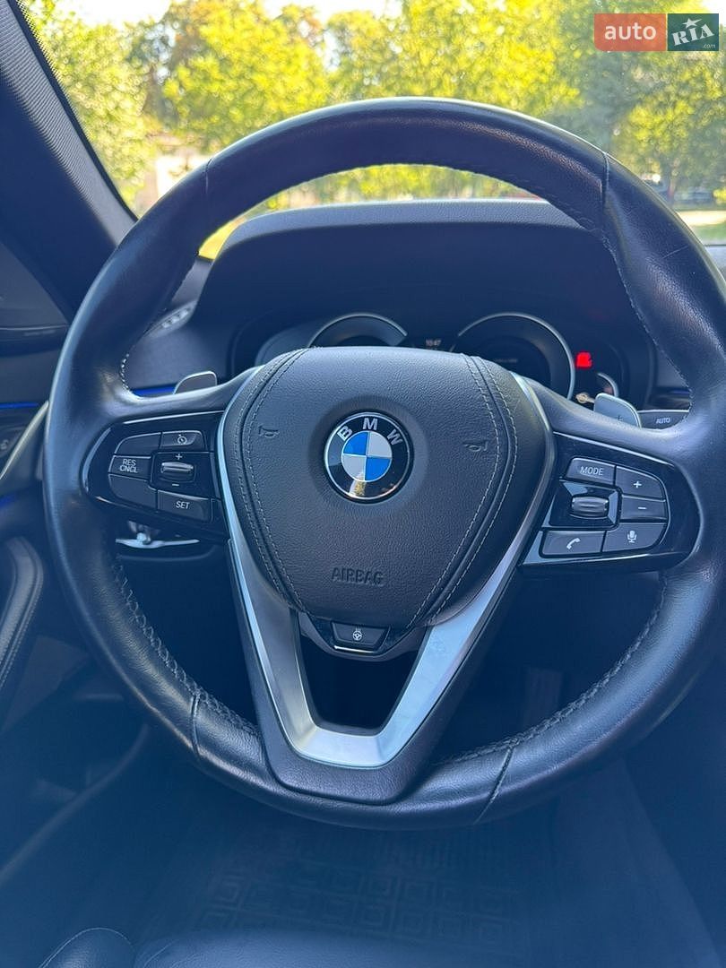 BMW 5 Series 2017 VIN WBAJE7C33HWA03679 фото оголошення 29 з 32