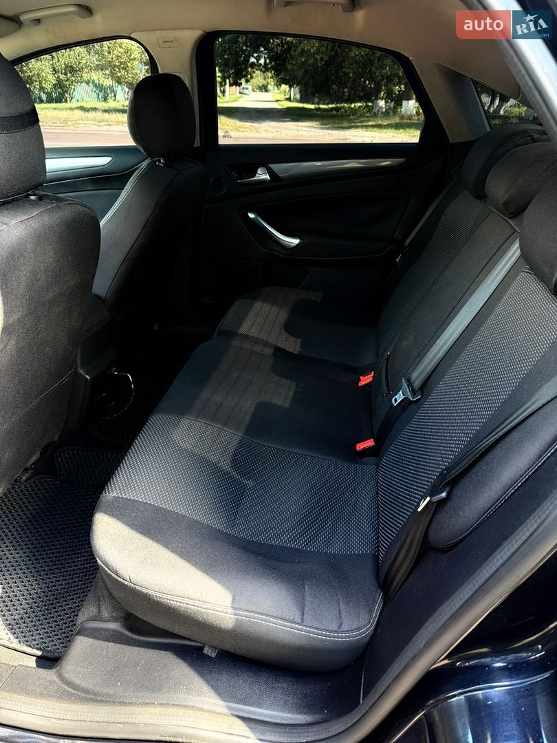 Ford Mondeo 2010 VIN WF0DXXGBBDAR00861 фото оголошення 10 з 12