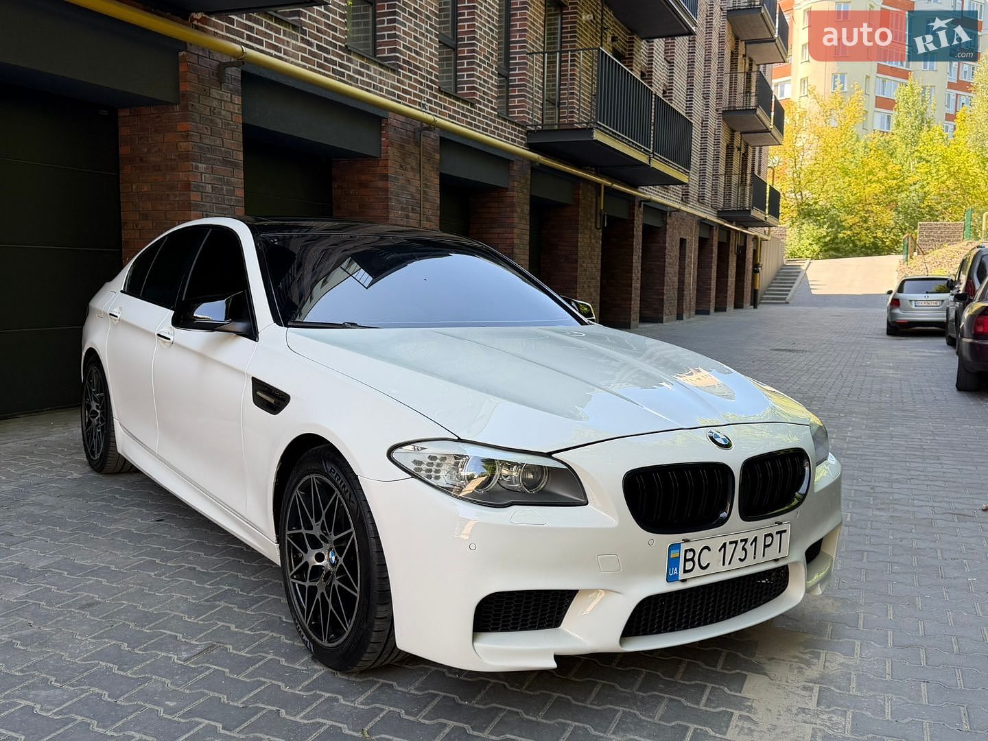 BMW 5 Series 2013 VIN WBAXG5C56DDY33392 фото оголошення 2 з 15