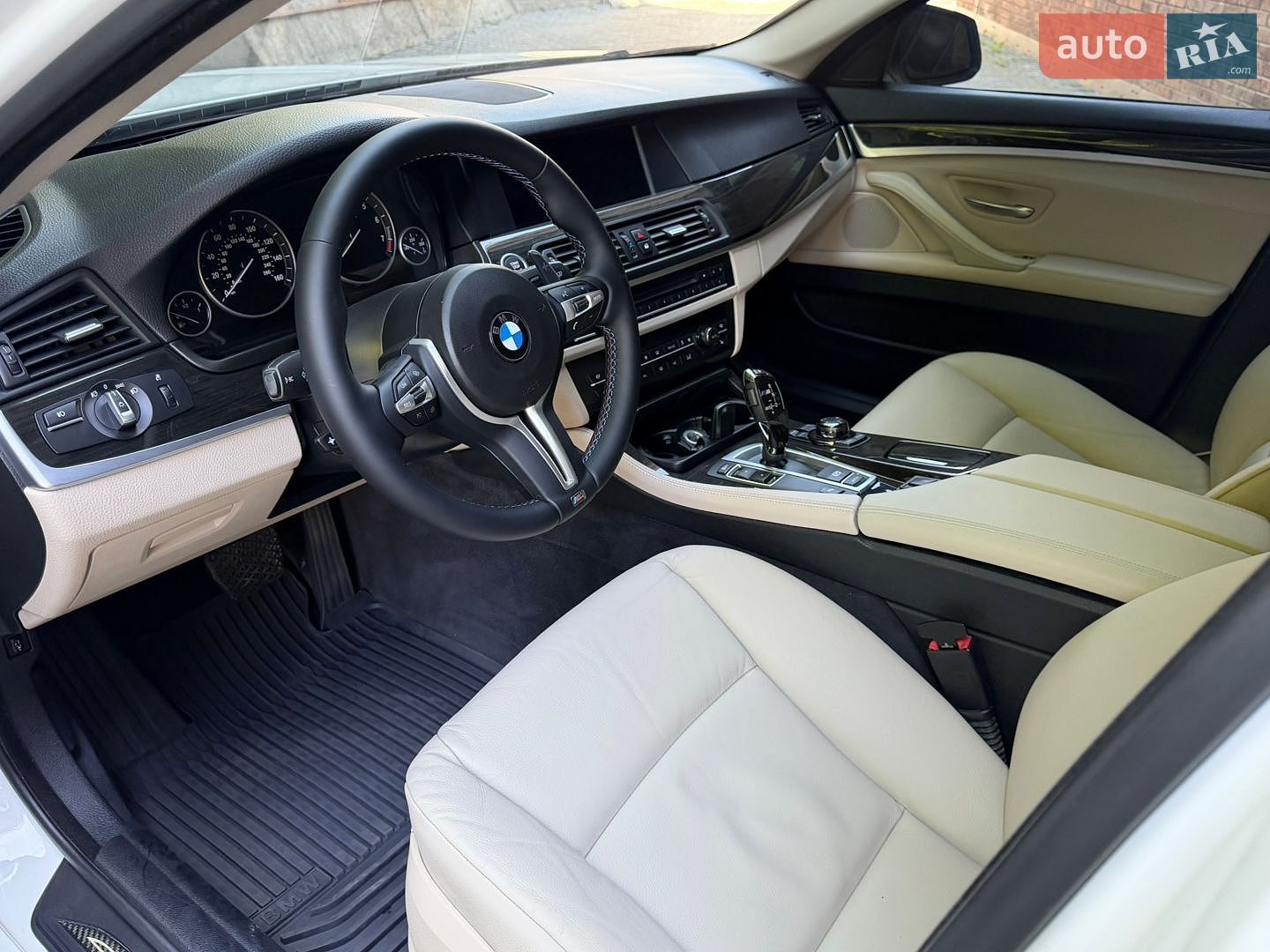 BMW 5 Series 2013 VIN WBAXG5C56DDY33392 фото оголошення 12 з 15