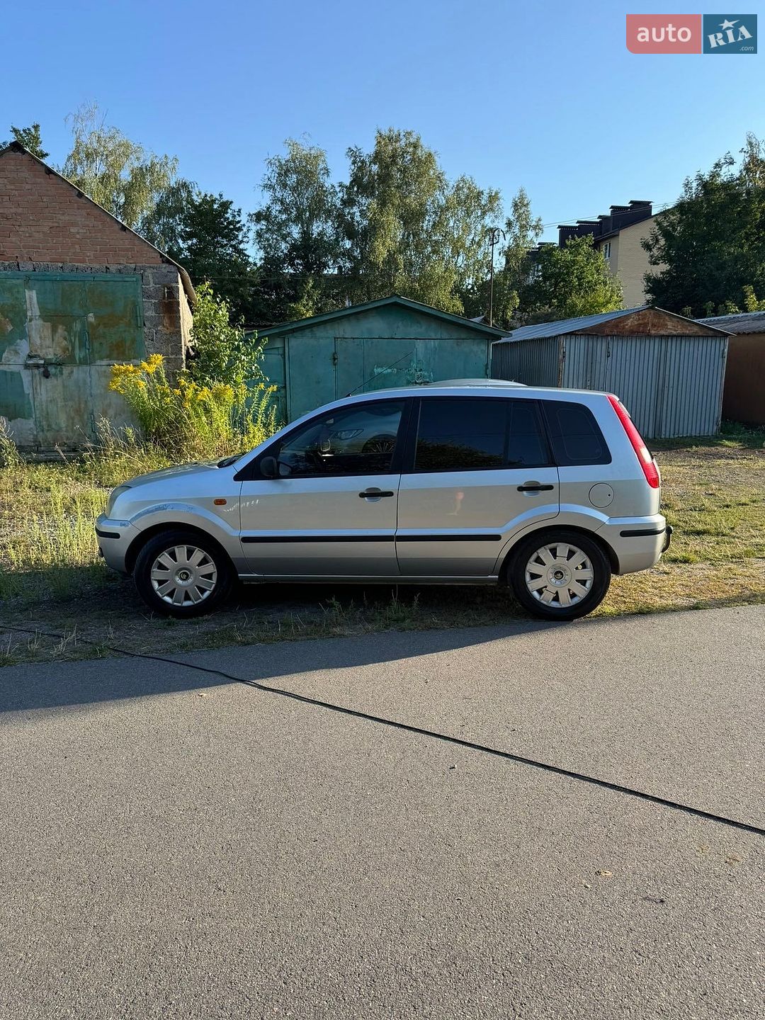 Ford Fusion 2003 VIN WF0UXXGAJU3M03137 фото оголошення 4 з 13