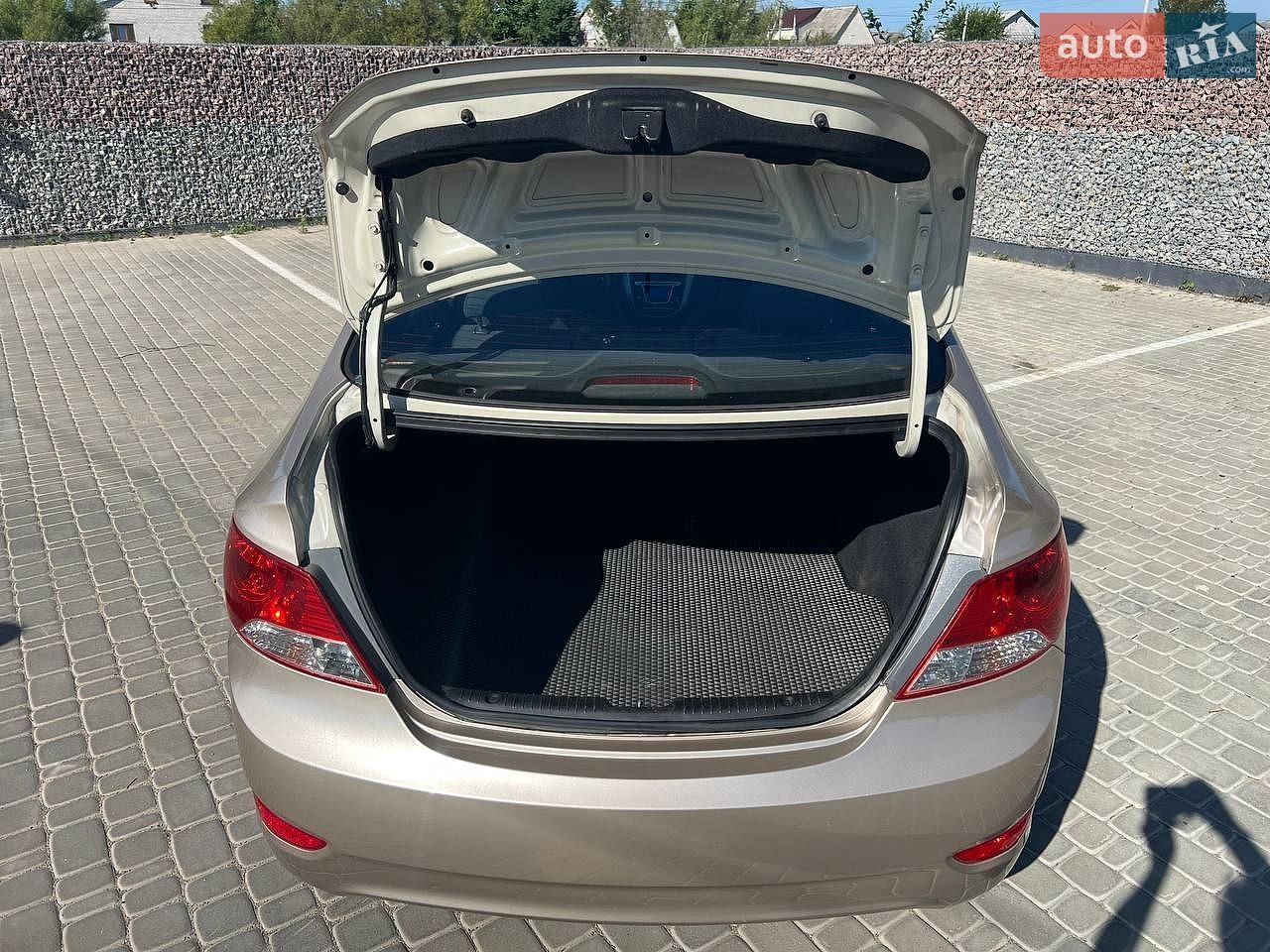 Hyundai Accent 2012 VIN Z94CU41DBCR114945 фото оголошення 11 з 22