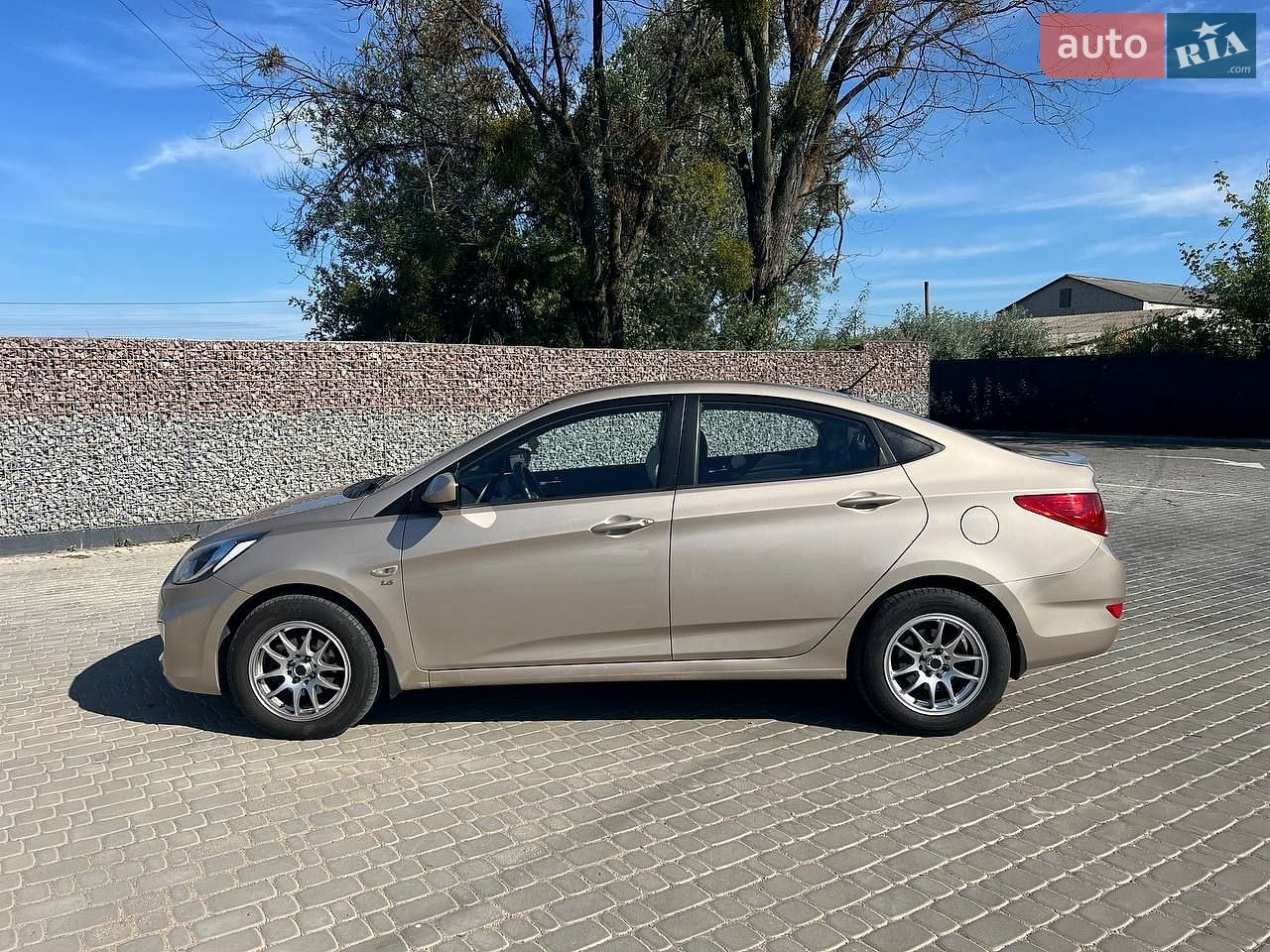 Hyundai Accent 2012 VIN Z94CU41DBCR114945 фото оголошення 3 з 22