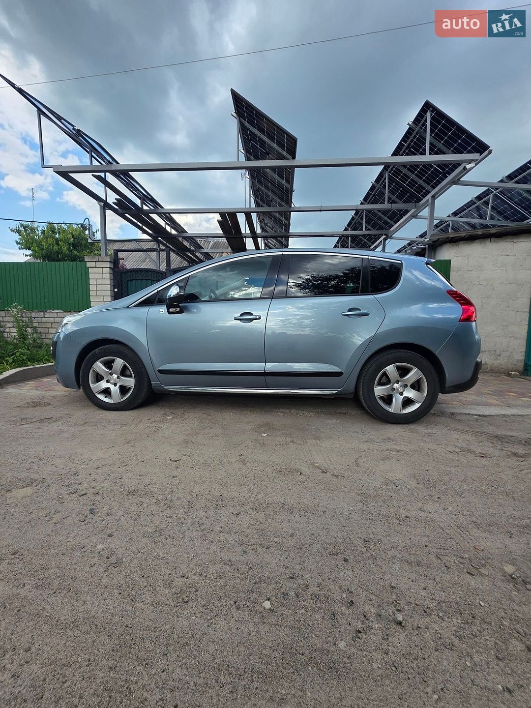 Peugeot 3008 2012 VIN VF3HURHC8CS133492 фото оголошення 2 з 4