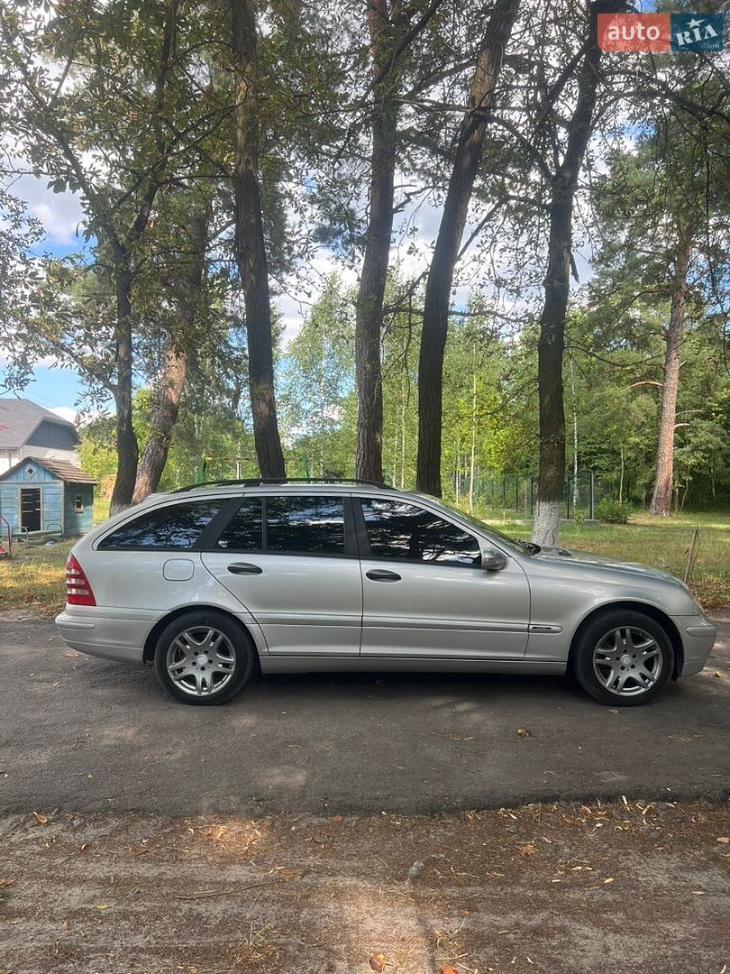 Mercedes-Benz C-Class 2003 VIN WDB2032061F427567 фото оголошення 2 з 16