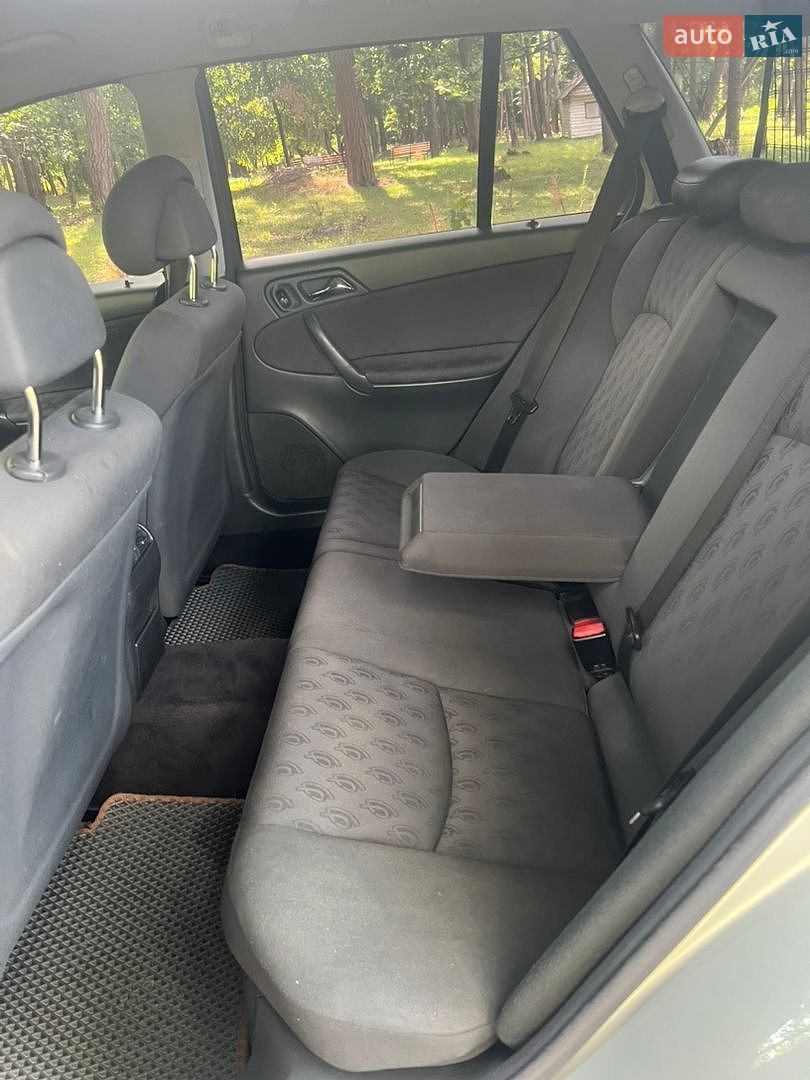 Mercedes-Benz C-Class 2003 VIN WDB2032061F427567 фото оголошення 4 з 16
