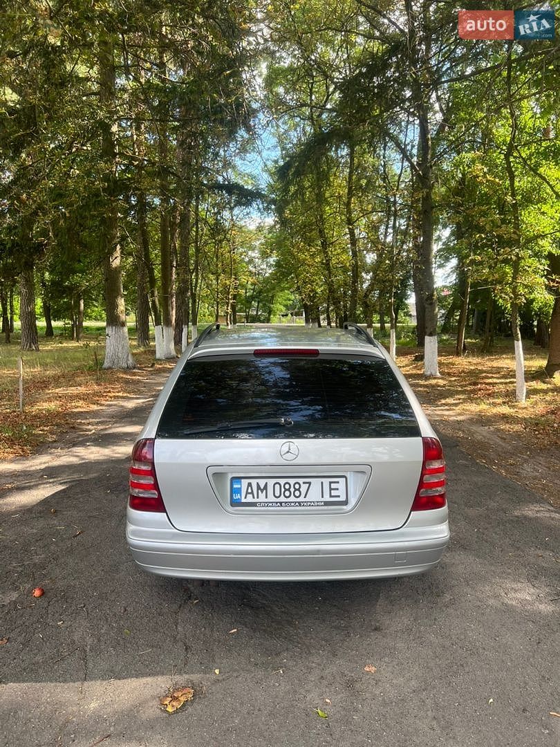 Mercedes-Benz C-Class 2003 VIN WDB2032061F427567 фото оголошення 5 з 16