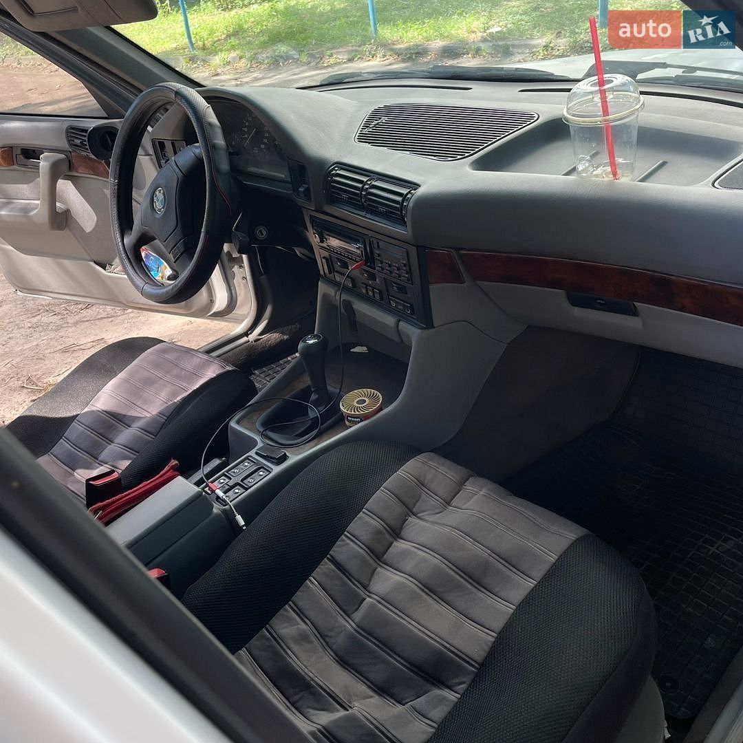 BMW 5 Series 1991 VIN WBAHD51080BG30209 фото оголошення 10 з 14