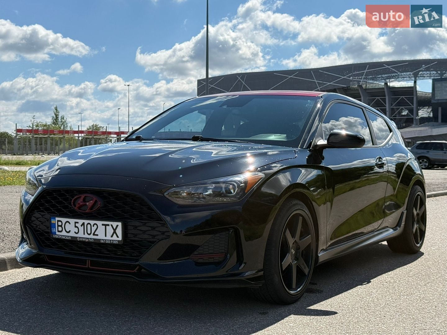 Hyundai Veloster 2018 VIN KMHTH6AB2KU014370 фото оголошення 4 з 11