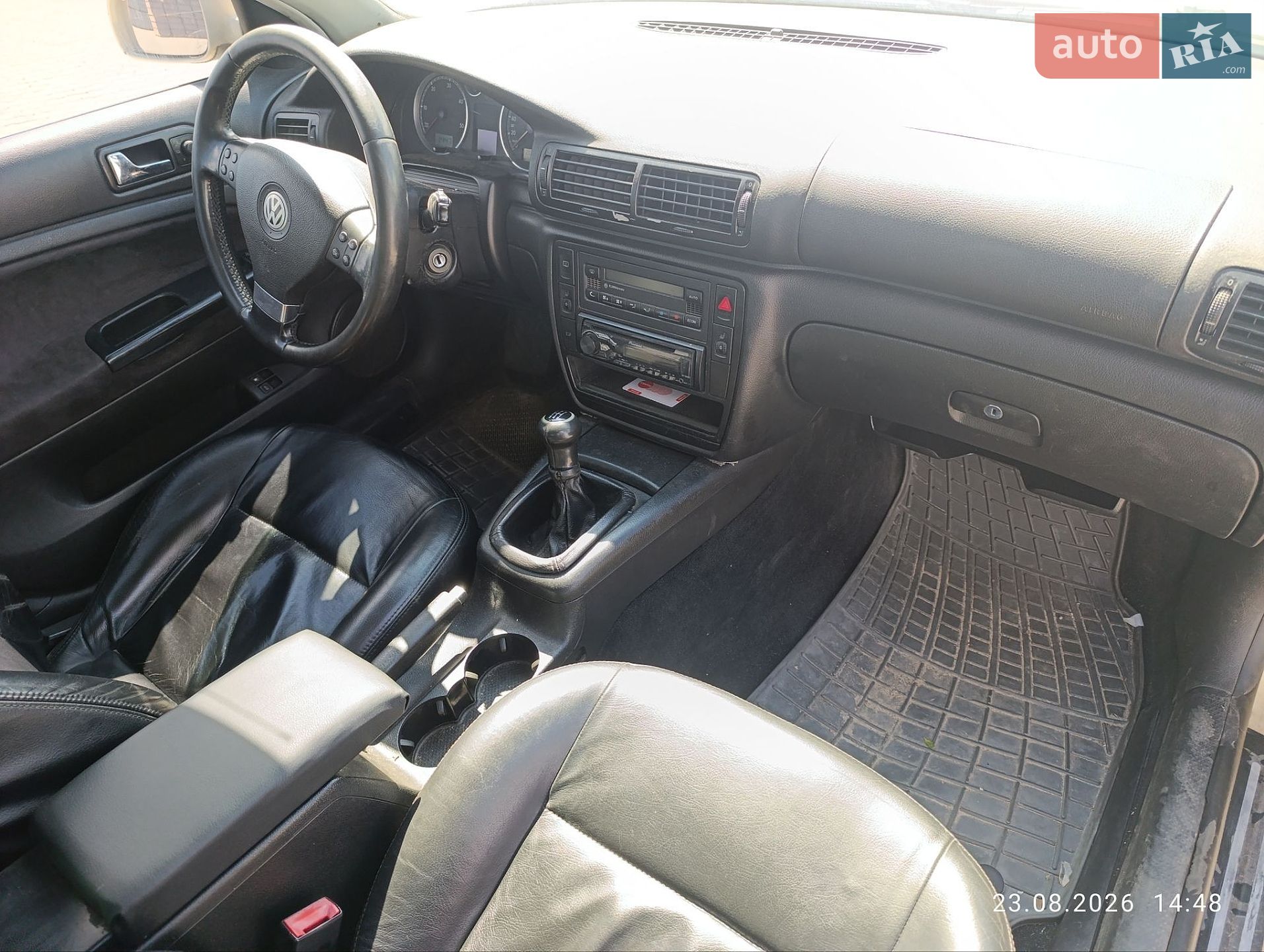Volkswagen Passat 2002 VIN WVWZZZ3BZ3E136660 фото оголошення 12 з 22
