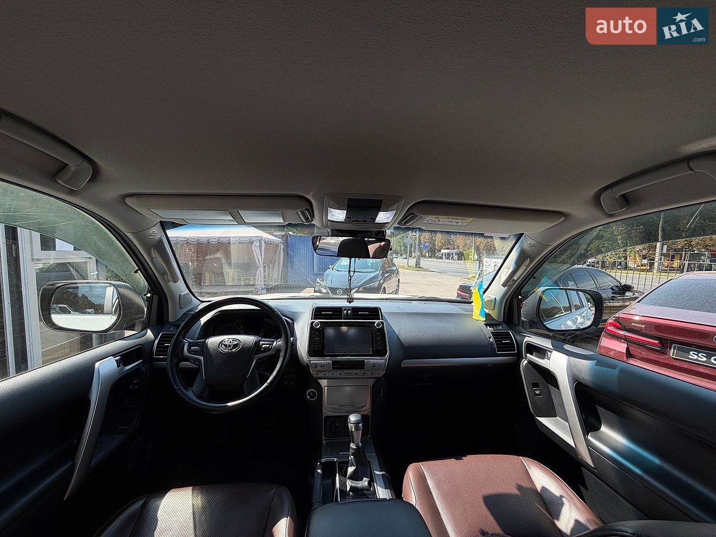 Toyota Land Cruiser Prado 2019 VIN JTEBU3FJ20K173470 фото оголошення 23 з 28