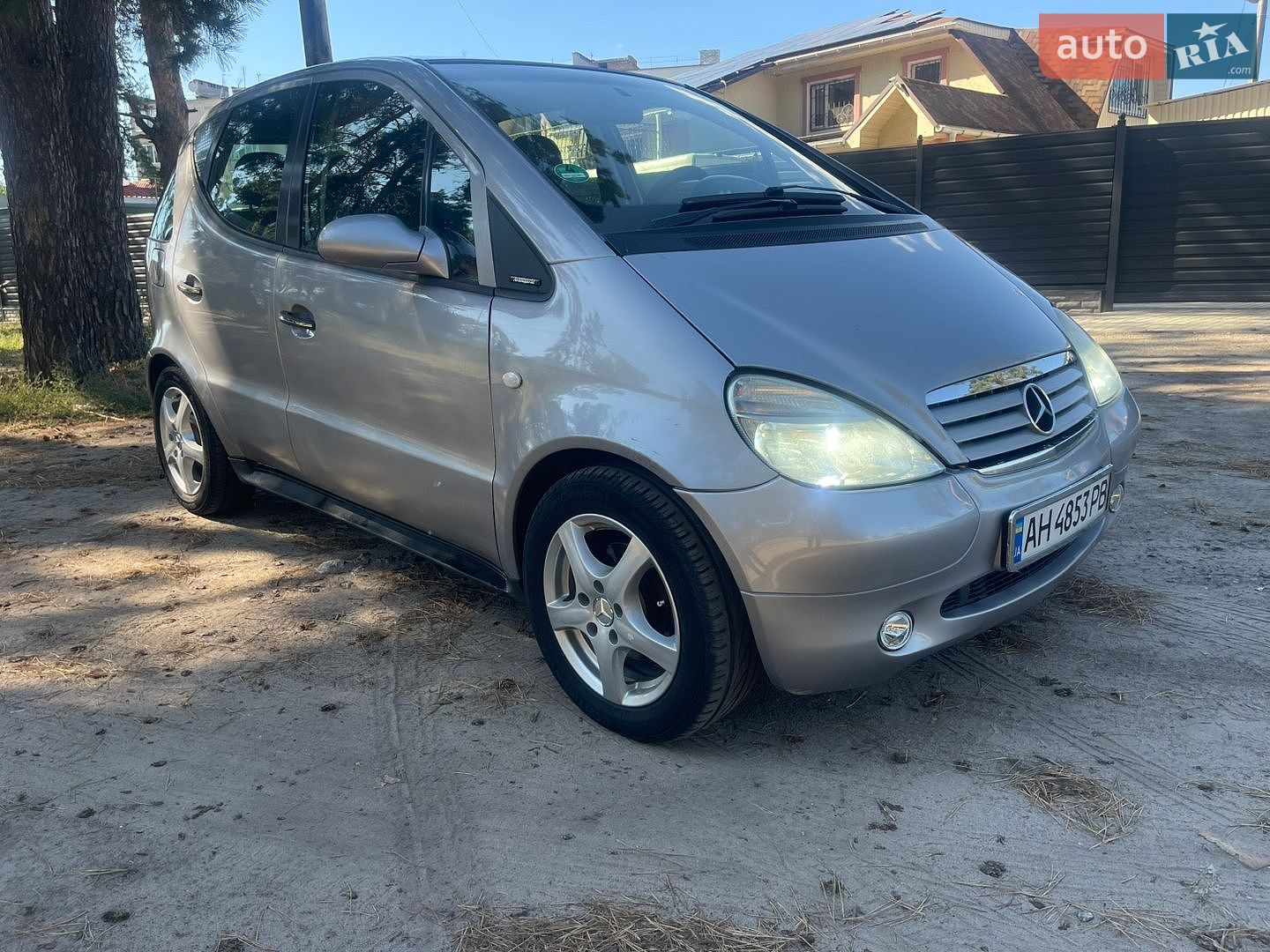 Mercedes-Benz A-Class 1999 VIN WDB1680081J233094 фото оголошення 2 з 9
