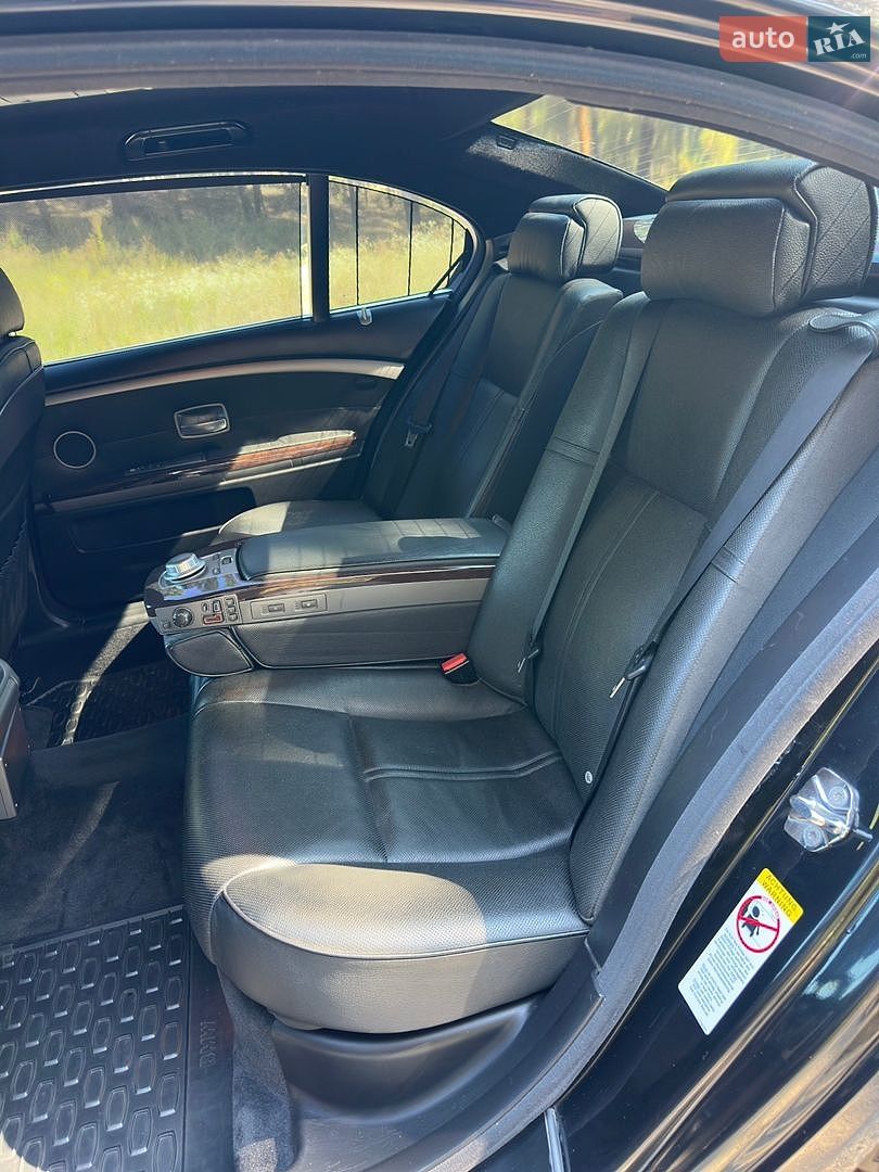 BMW 7 Series 2007 VIN WBAHN61020DT54856 фото оголошення 19 з 20