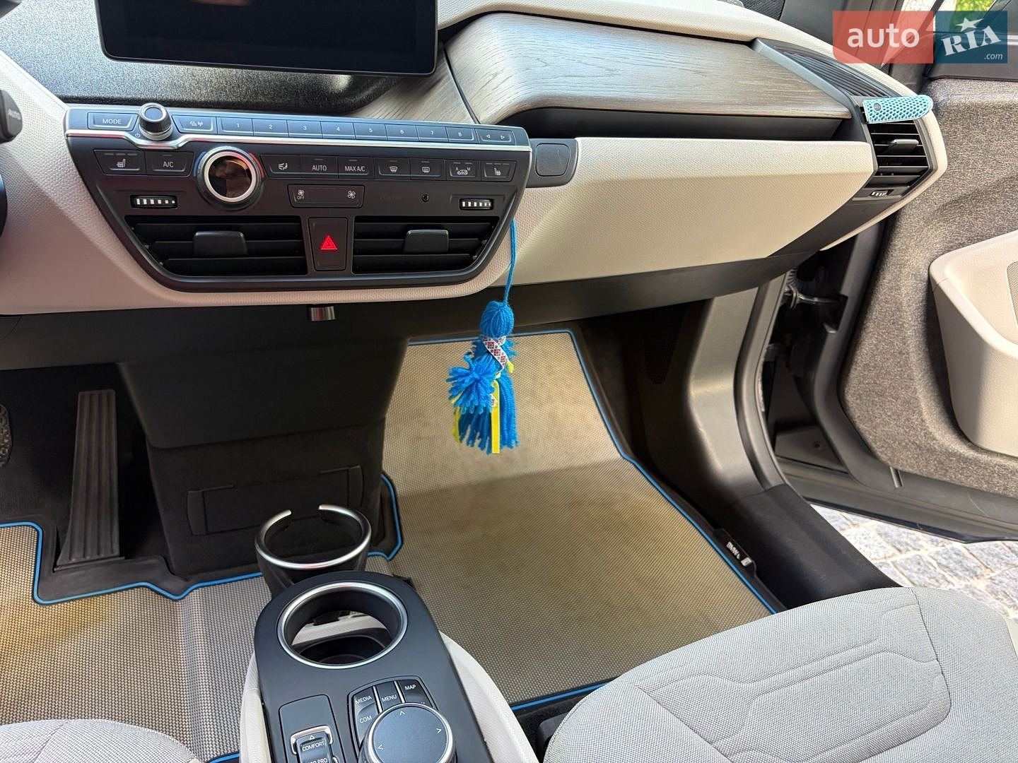 BMW I3 2018 VIN WBY7Z2102J7B31066 фото оголошення 50 з 73