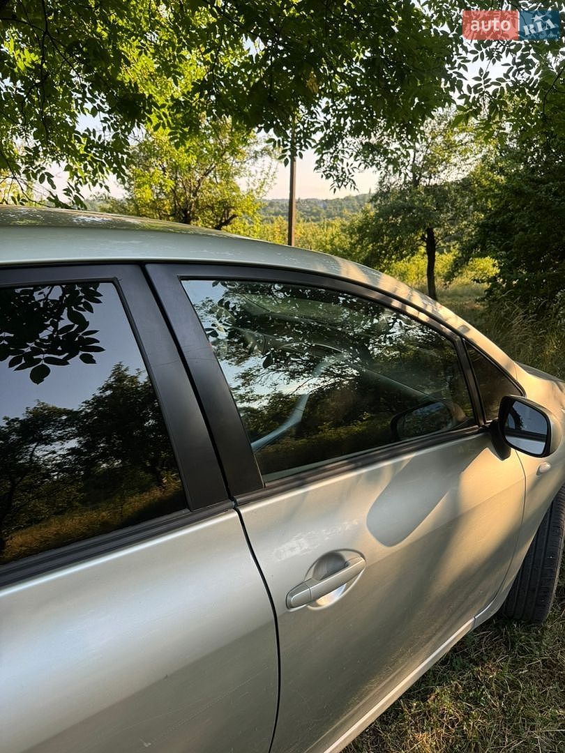 Toyota Auris 2007 VIN SB1KV56E60F039980 фото оголошення 13 з 14
