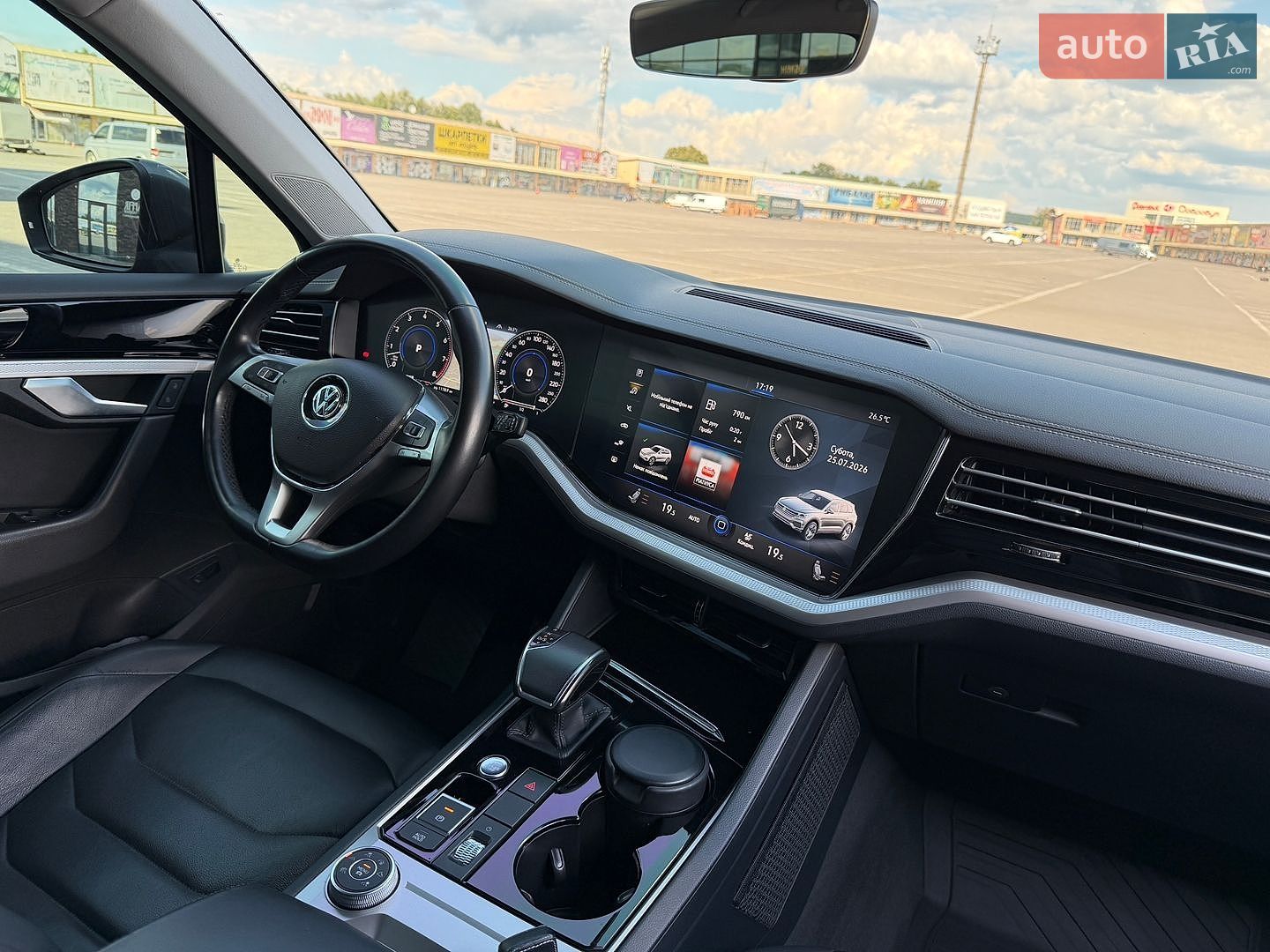 Volkswagen Touareg 2018 VIN WVGZZZCRZKD013622 фото оголошення 3 з 23