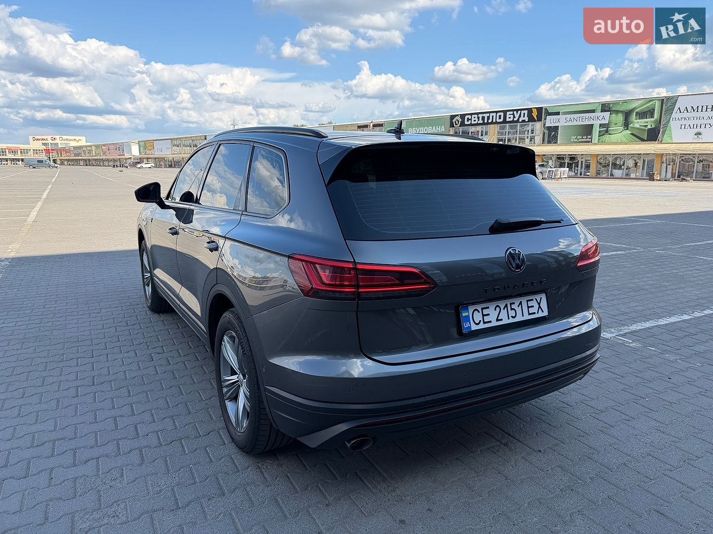 Volkswagen Touareg 2018 VIN WVGZZZCRZKD013622 фото оголошення 12 з 23