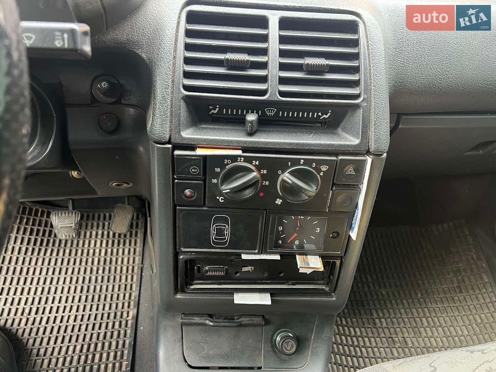 ВАЗ / Lada 2110 2007 VIN XTA21101071035669 фото оголошення 18 з 20