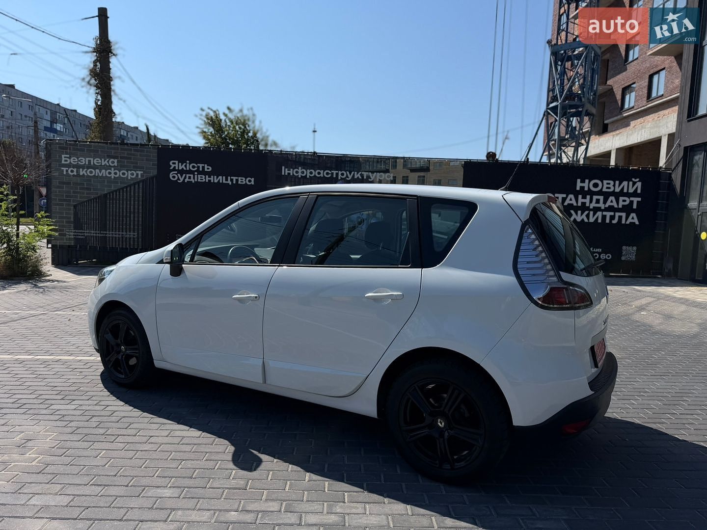 Renault Scenic 2016 VIN VF1JZM40252943995 фото оголошення 18 з 81