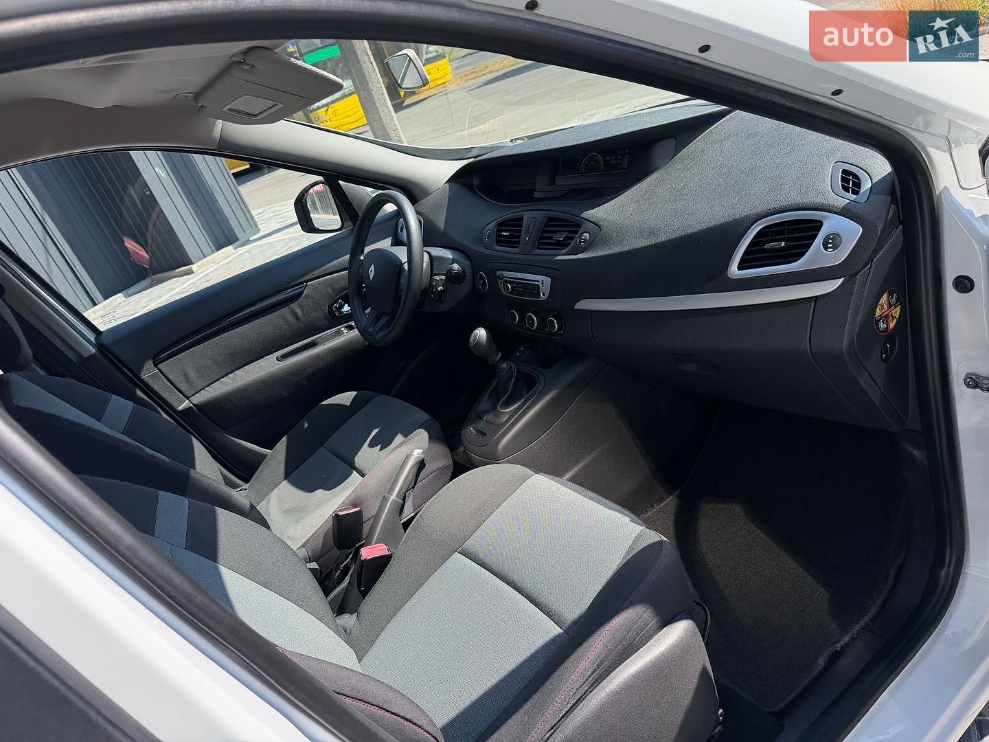 Renault Scenic 2016 VIN VF1JZM40252943995 фото оголошення 72 з 81