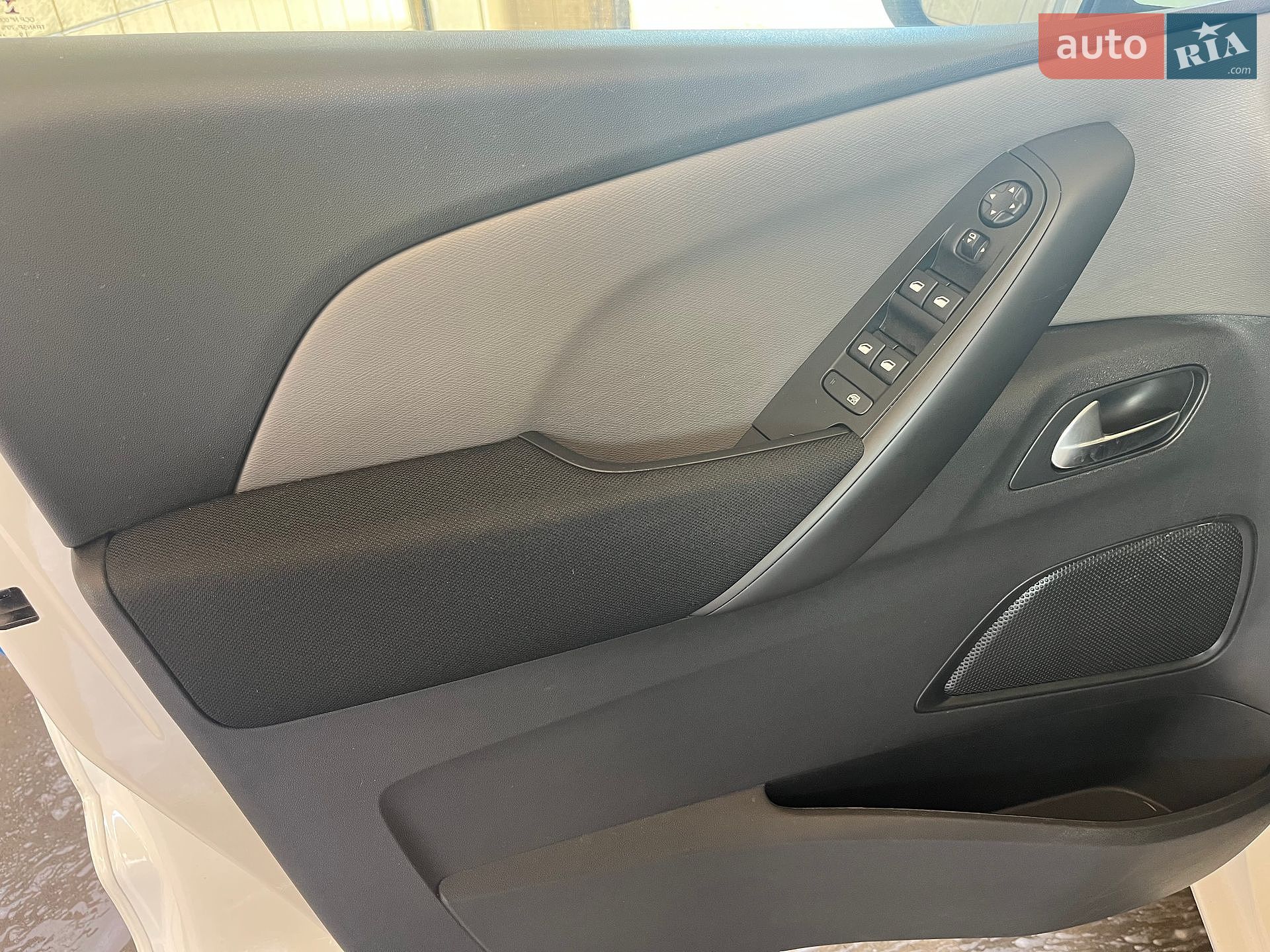 Citroen C4 SpaceTourer 2019 VIN VF73DYHZRKJ781871 фото оголошення 37 з 44