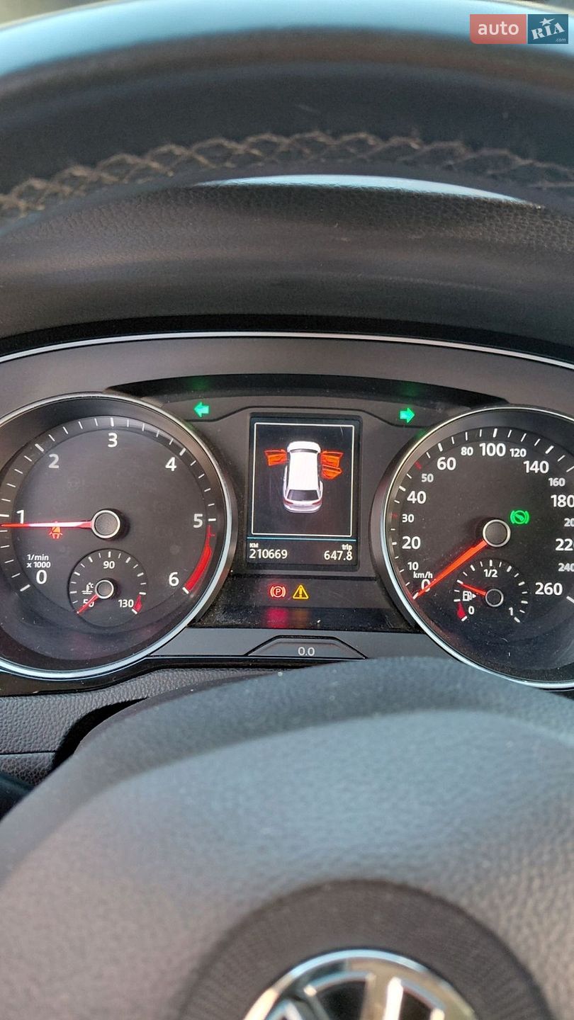 Volkswagen Passat 2019 VIN WVWZZZ3CZLE055769 фото оголошення 12 з 23