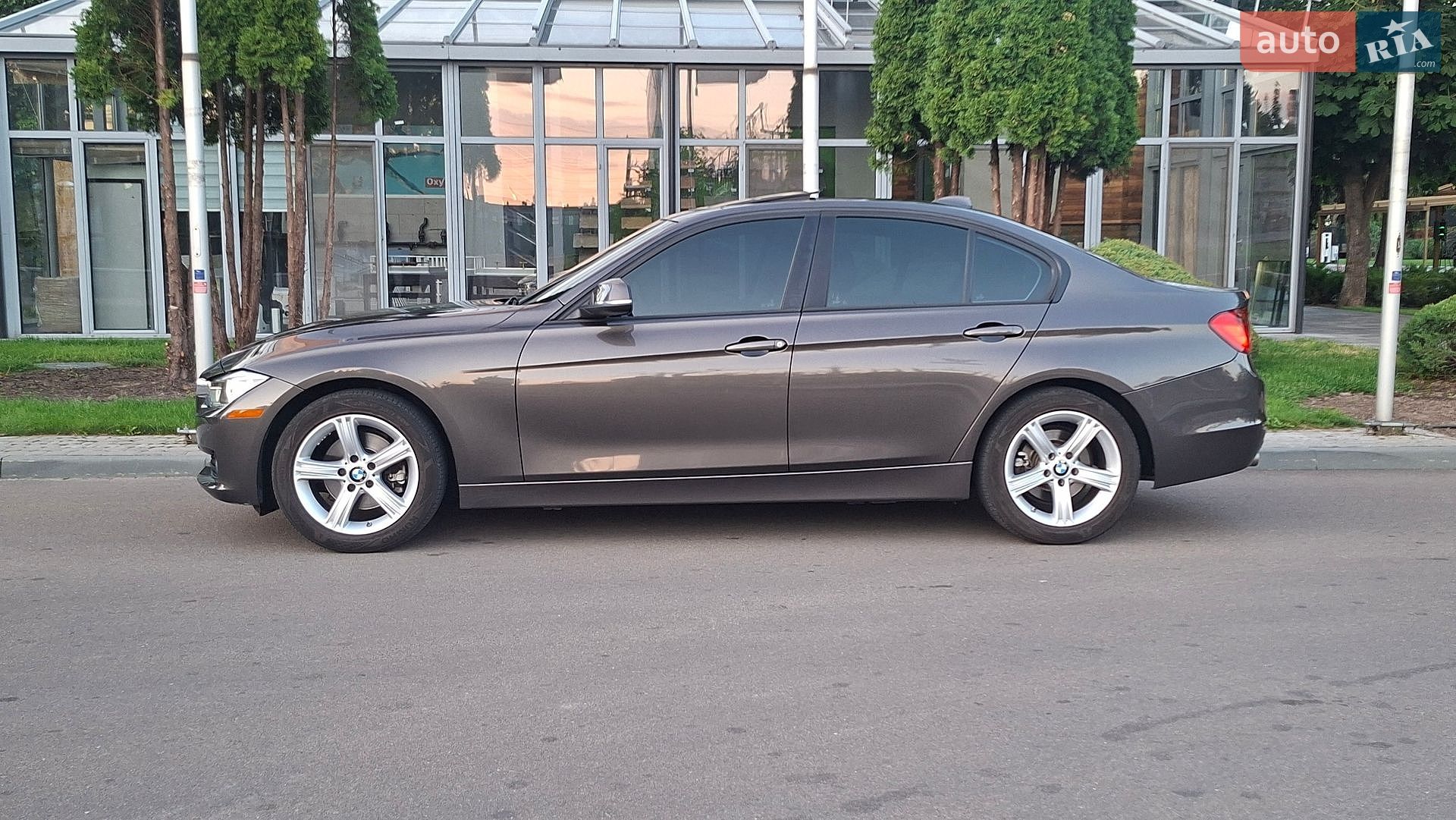 BMW 3 Series 2014 VIN WBA3D3109FK276799 фото оголошення 19 з 77
