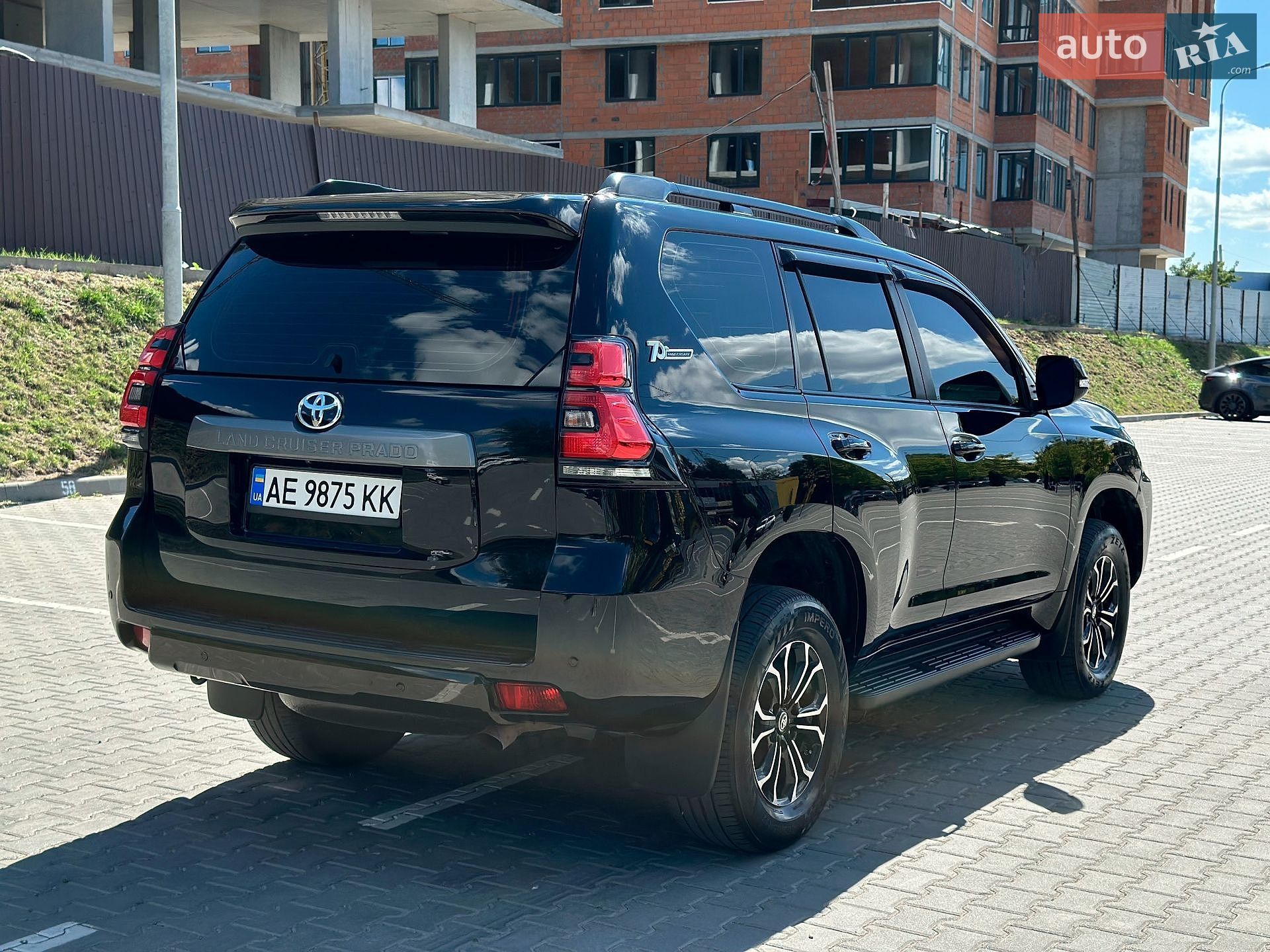 Toyota Land Cruiser Prado 2018 VIN JTEBX3FJ80K305154 фото оголошення 7 з 35