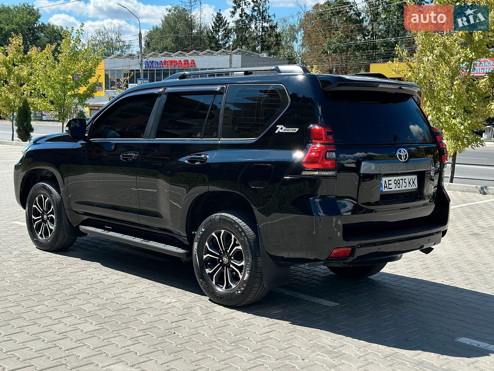 Toyota Land Cruiser Prado 2018 VIN JTEBX3FJ80K305154 фото оголошення 10 з 35