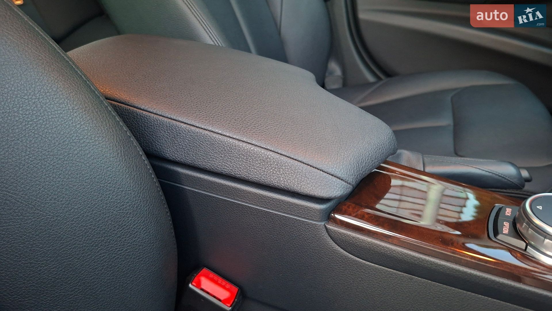 BMW 3 Series 2014 VIN WBA3D3109FK276799 фото оголошення 62 з 77