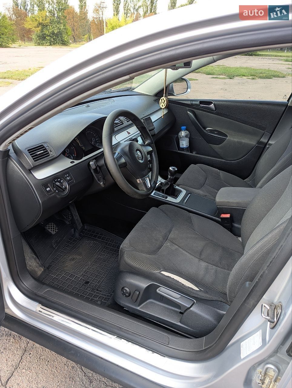 Volkswagen Passat 2010 VIN WVWZZZ3CZAE194127 фото оголошення 11 з 14