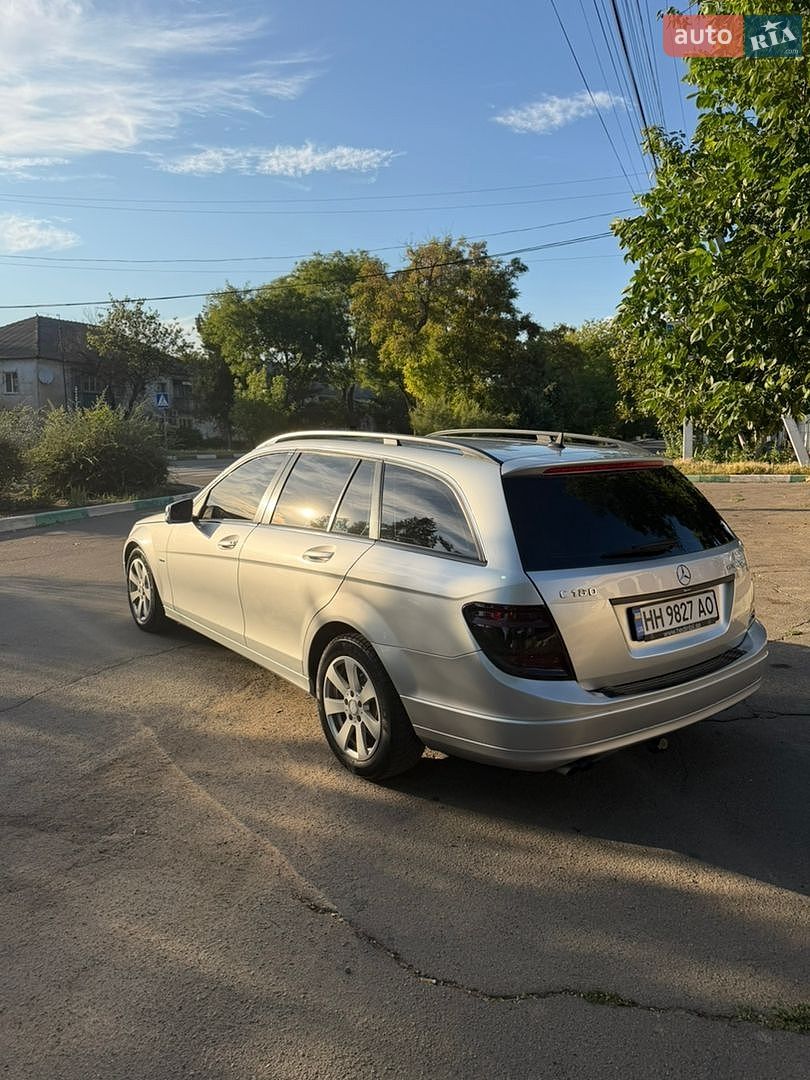 Mercedes-Benz C-Class 2009 VIN WDD2042451F385526 фото оголошення 5 з 14
