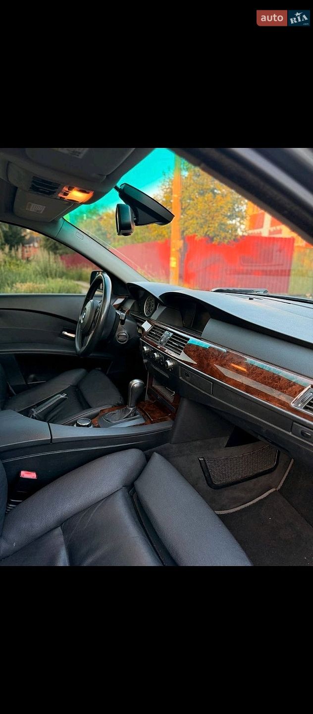 BMW 5 Series 2007 VIN WBANE73547CM58332 фото оголошення 4 з 10