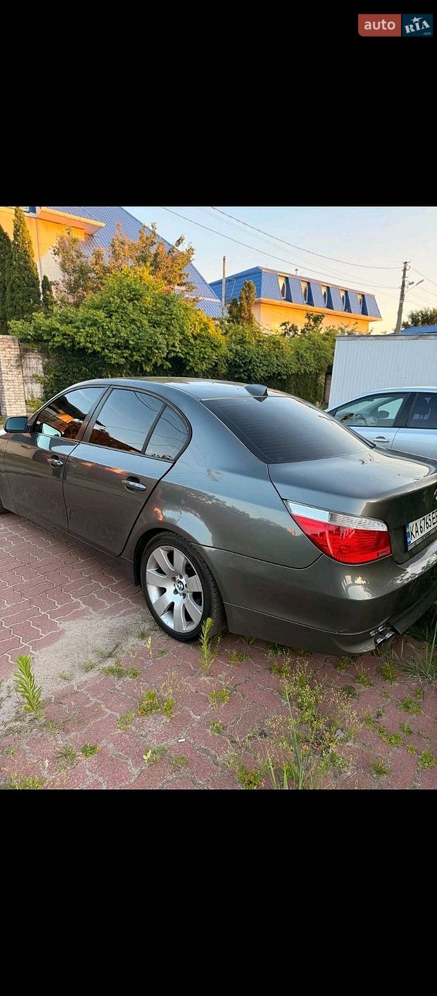 BMW 5 Series 2007 VIN WBANE73547CM58332 фото оголошення 8 з 10