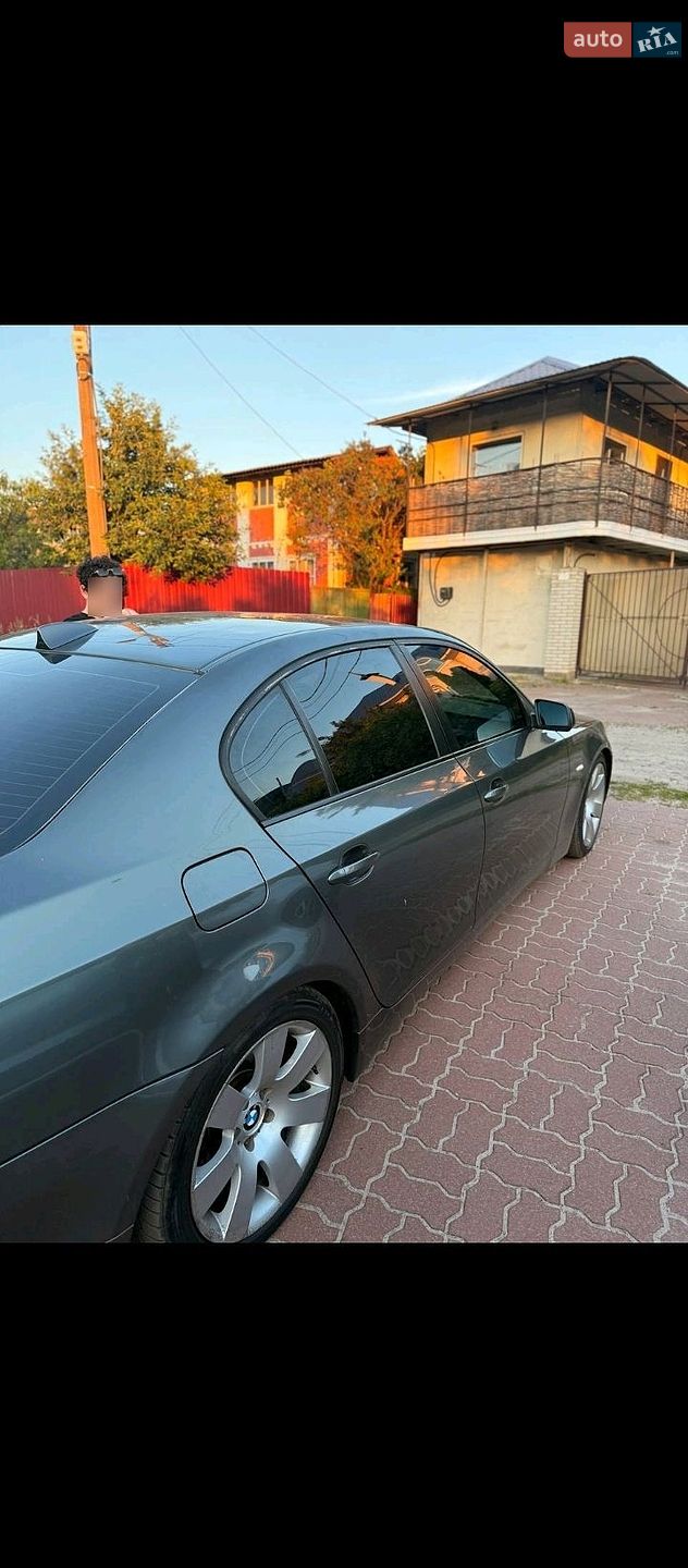 BMW 5 Series 2007 VIN WBANE73547CM58332 фото оголошення 7 з 10